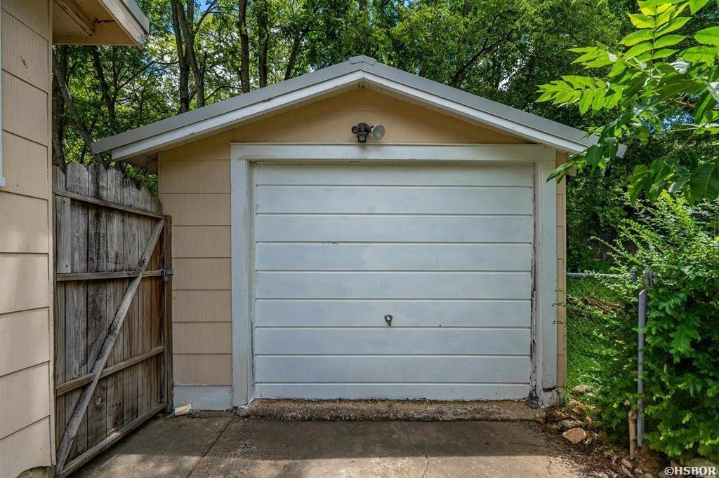 107 Barry Street Property Photo 5