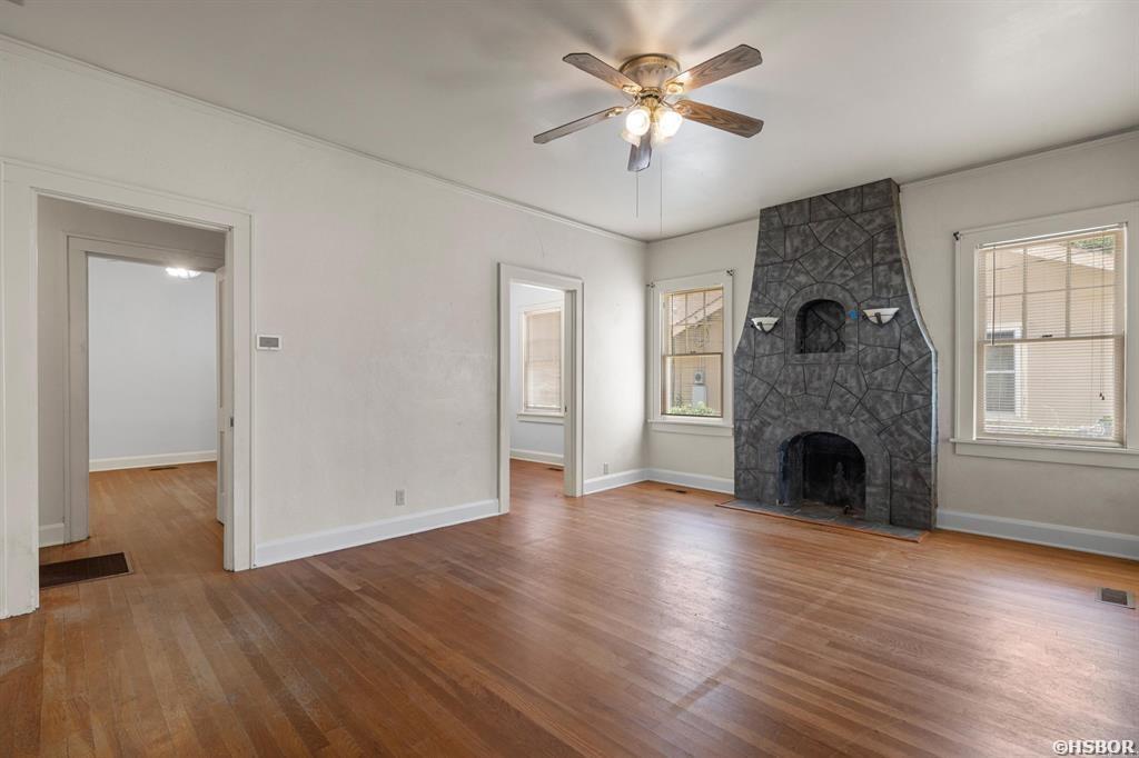 107 Barry Street Property Photo 9
