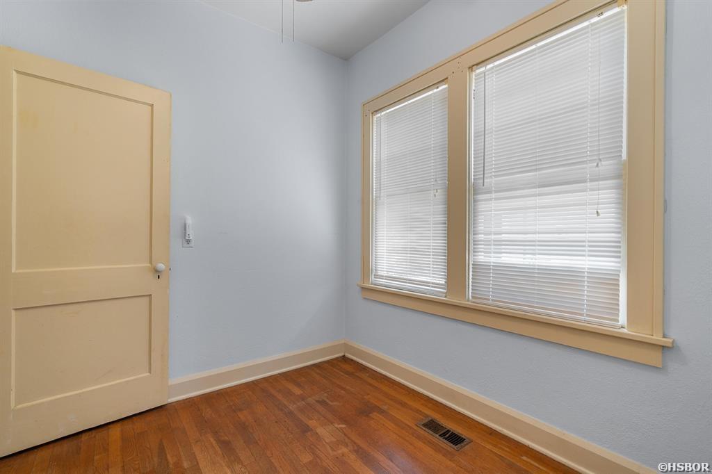 107 Barry Street Property Photo 24