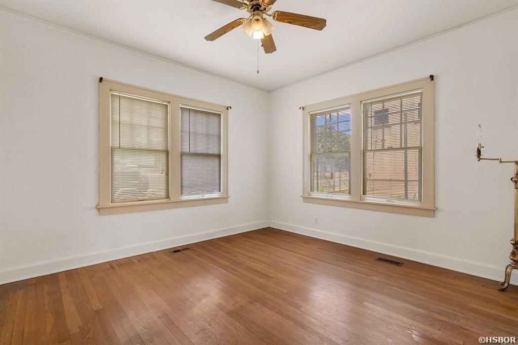 107 Barry Street Property Photo 26