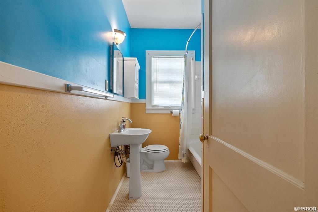 107 Barry Street Property Photo 27