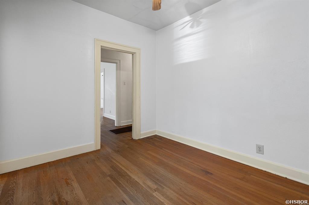 107 Barry Street Property Photo 31