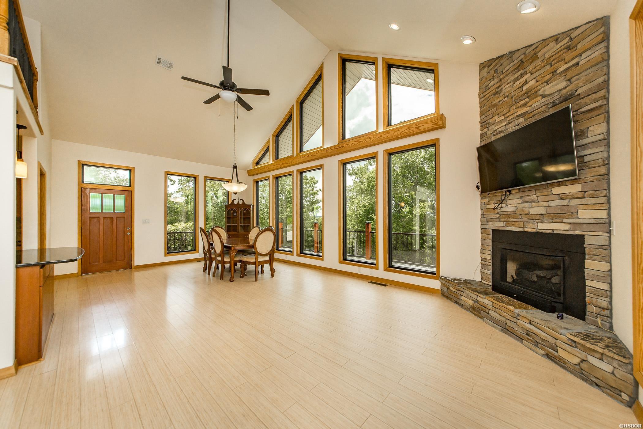 415 Gold Nugget Loop Property Photo 8