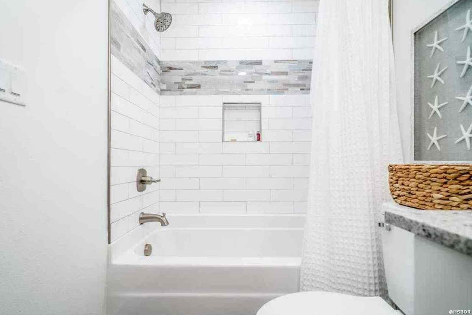 113 Brittany Property Photo 15