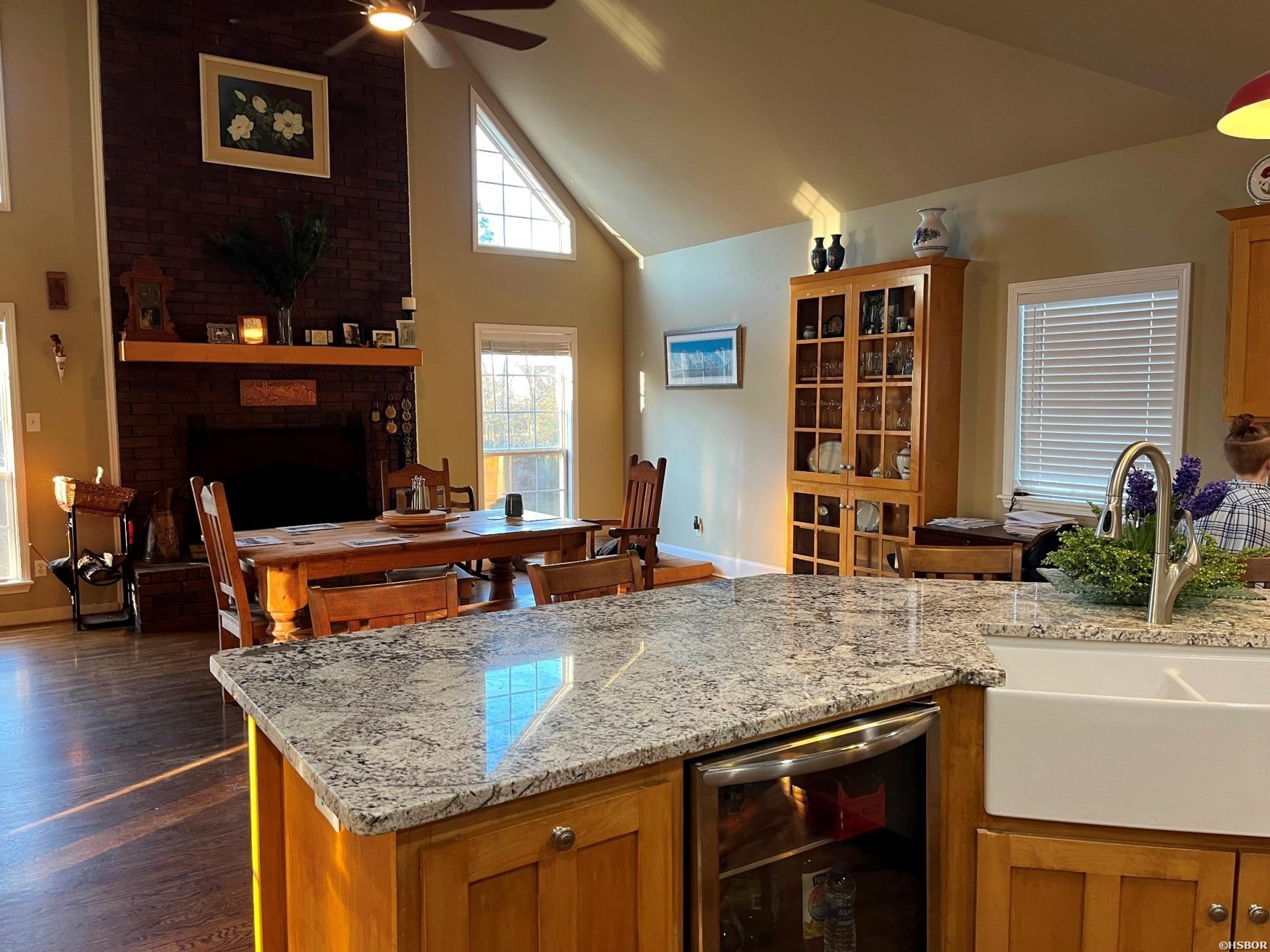 110 Glenridge Court Property Photo 10