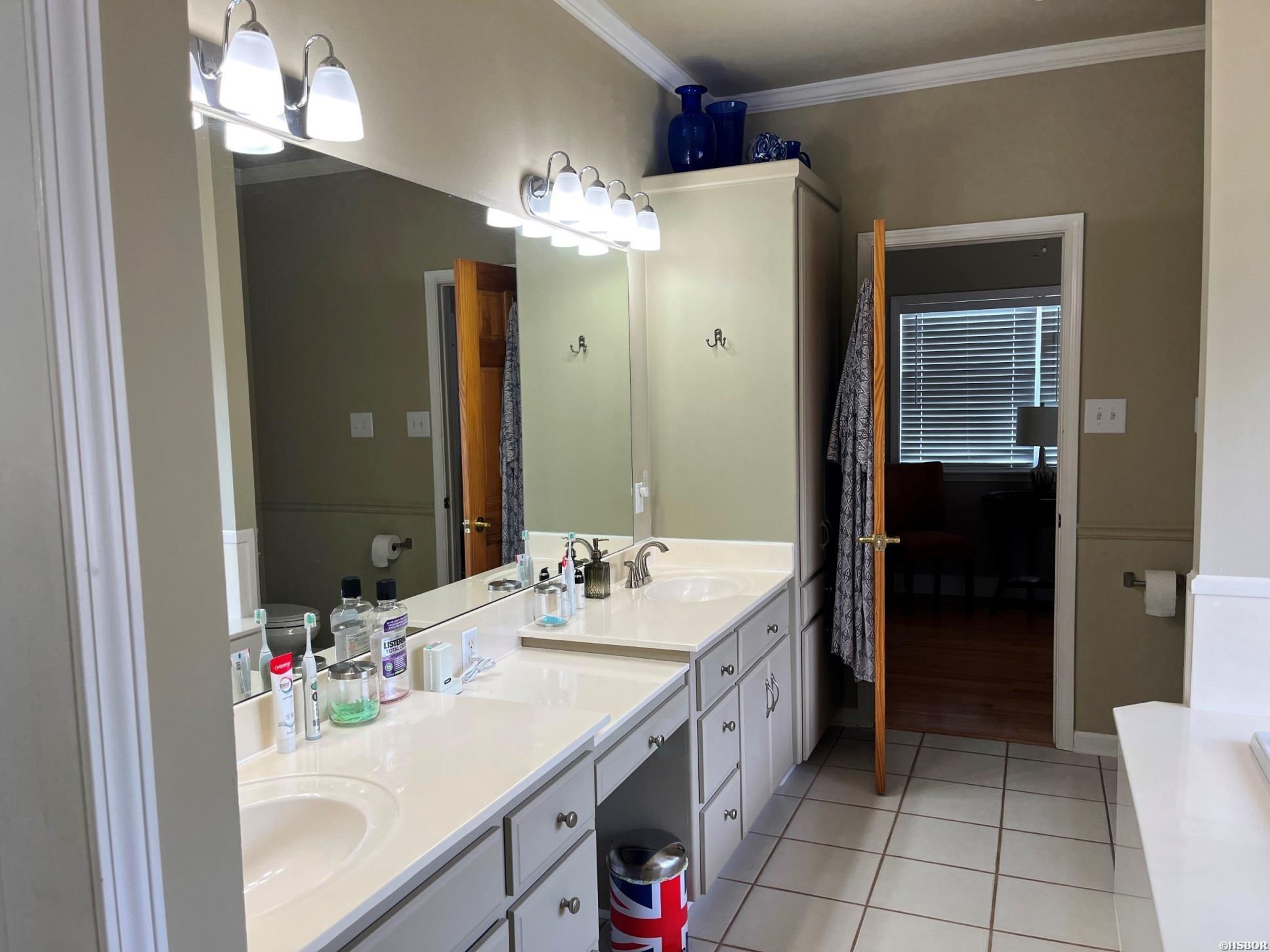 110 Glenridge Court Property Photo 14