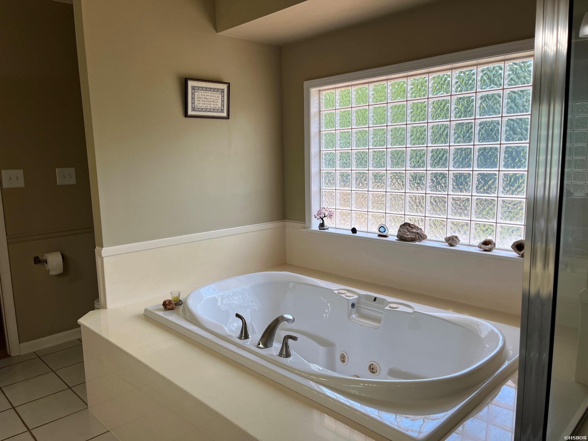 110 Glenridge Court Property Photo 15