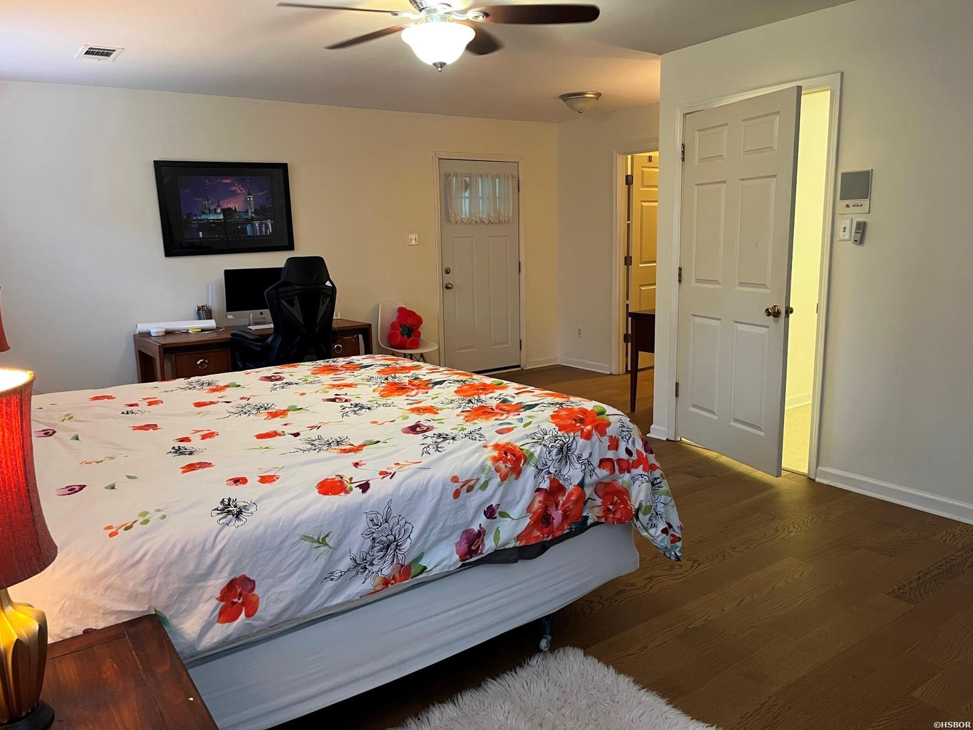 110 Glenridge Court Property Photo 18