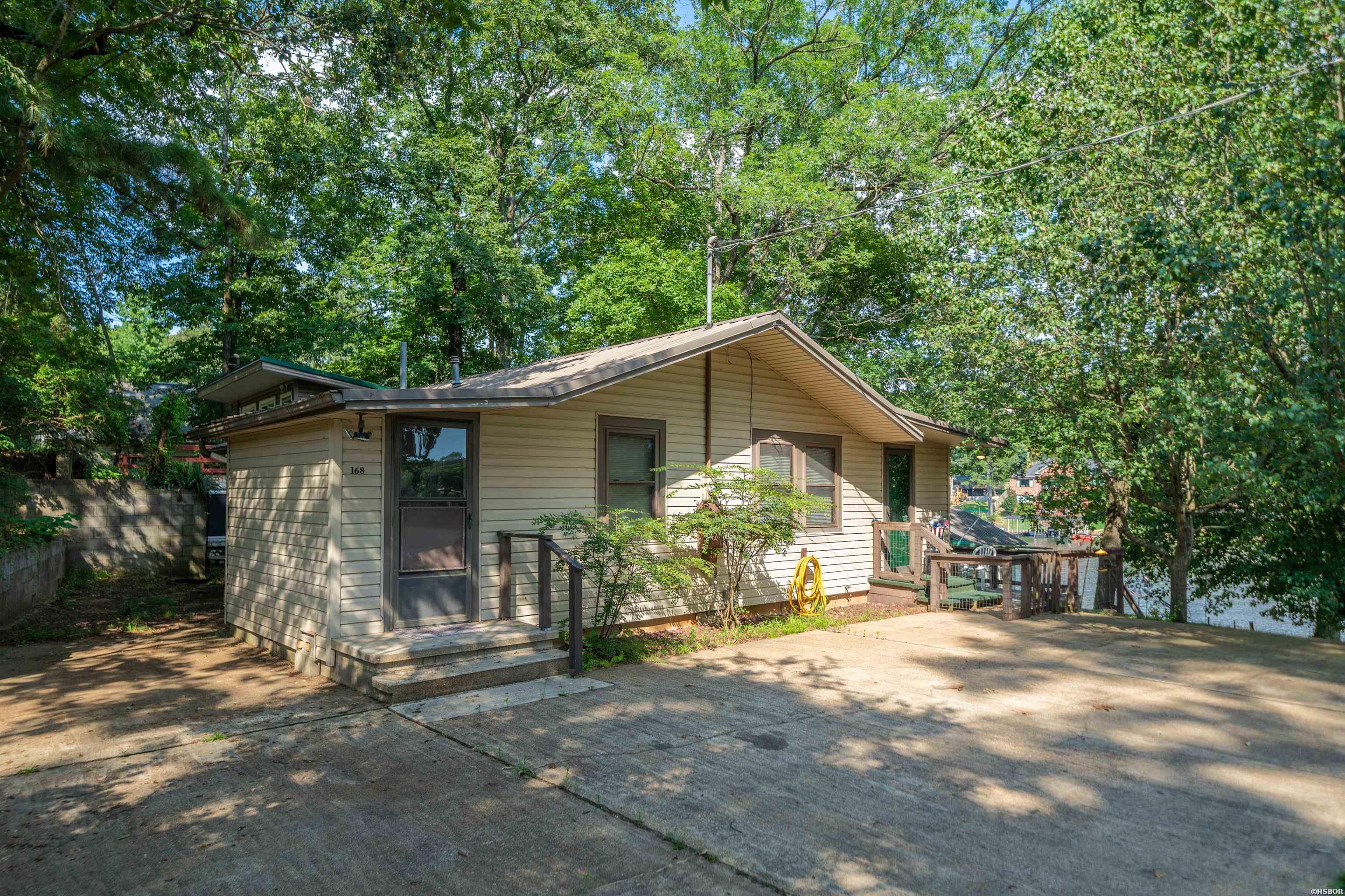168 Riverside Drive Property Photo 5