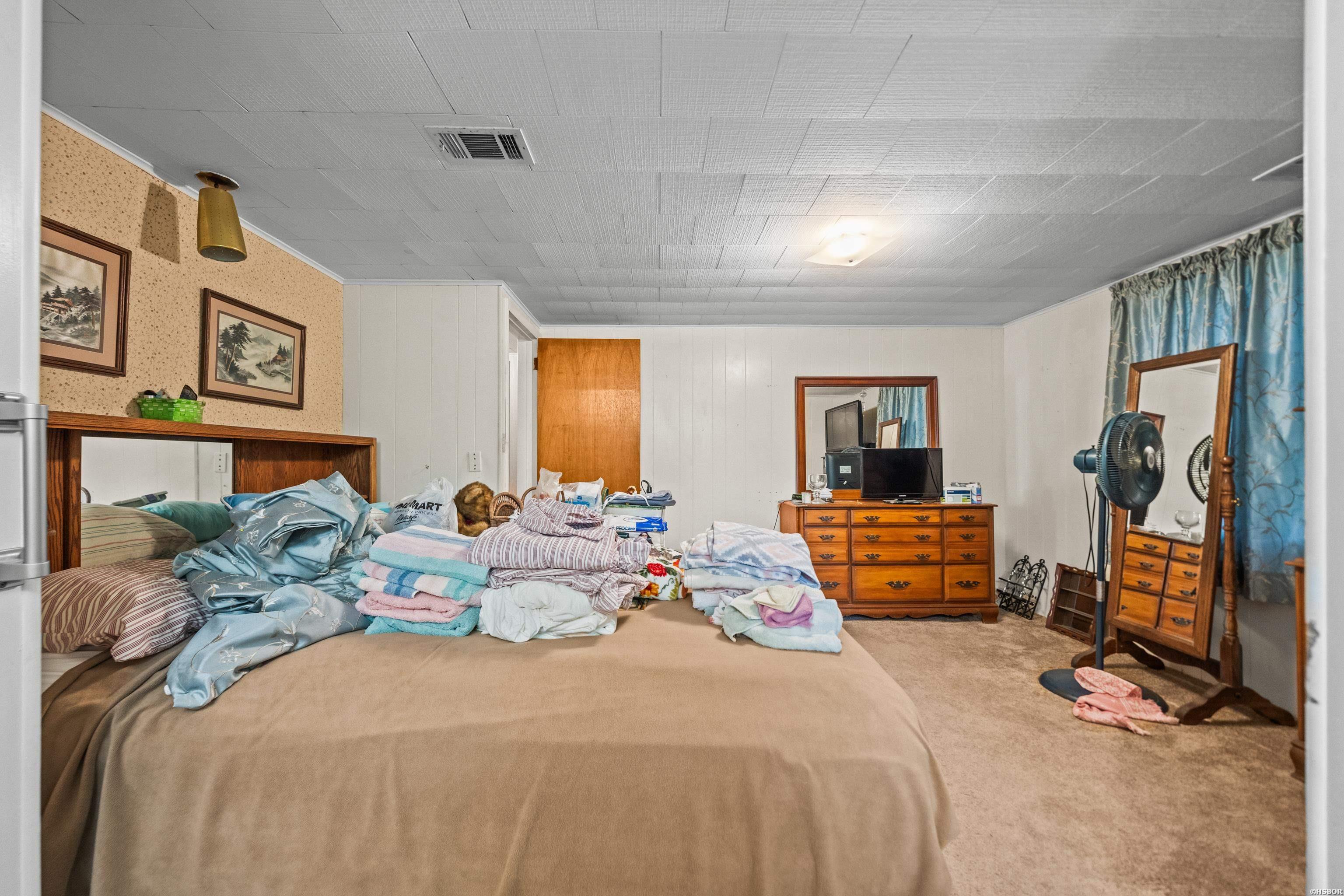 168 Riverside Drive Property Photo 11