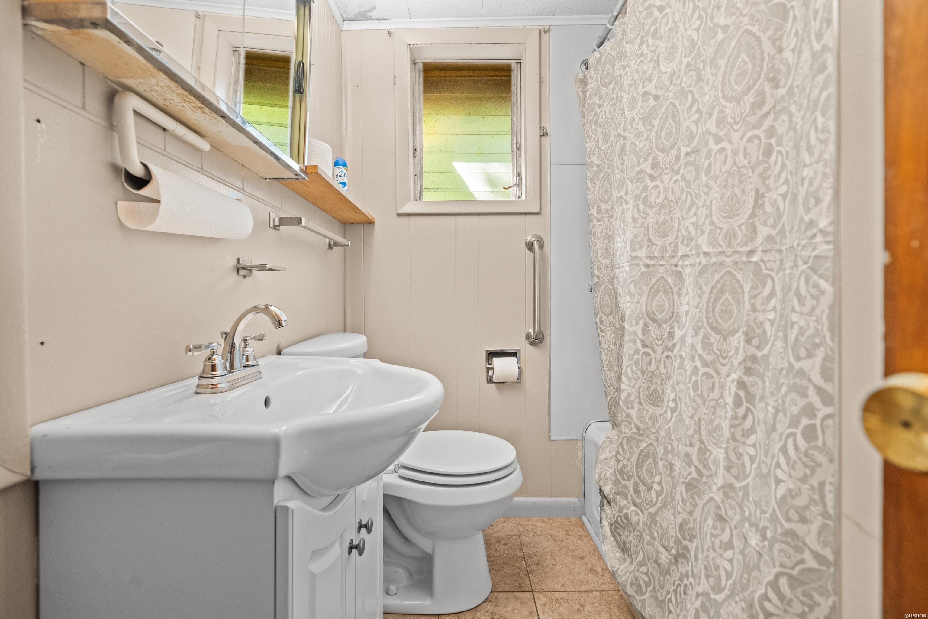 168 Riverside Drive Property Photo 15
