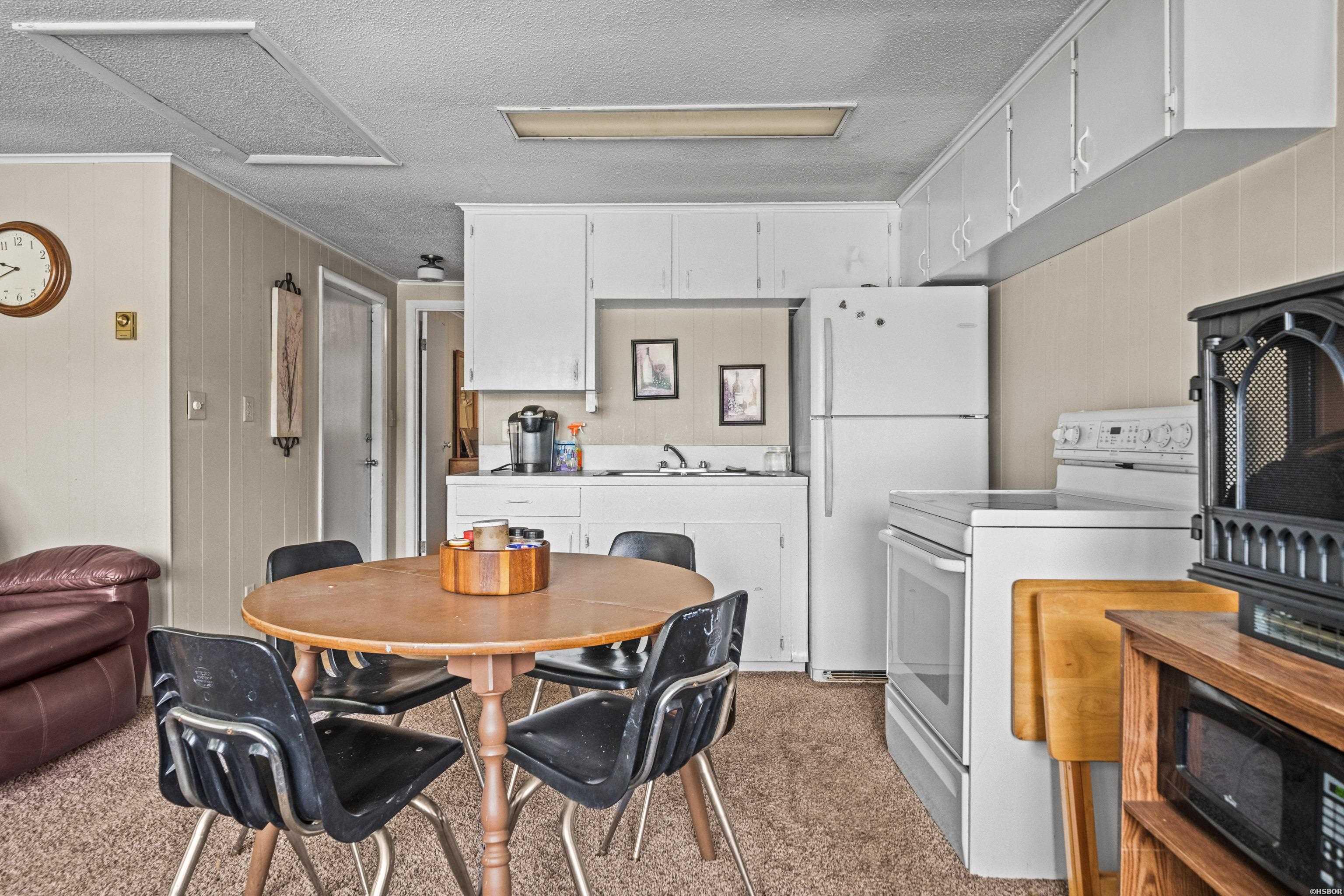 168 Riverside Drive Property Photo 23