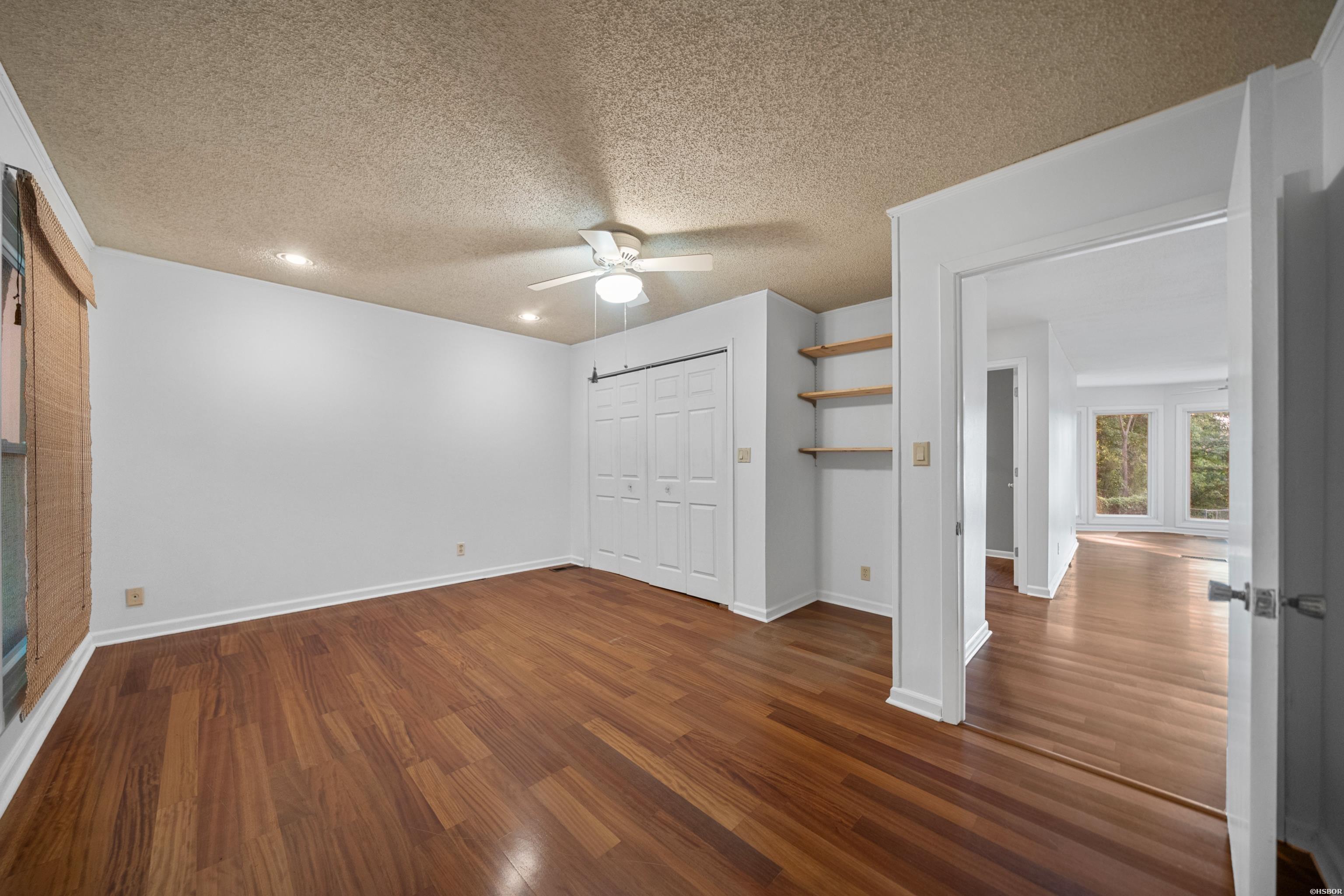 512 Beachview Property Photo 21