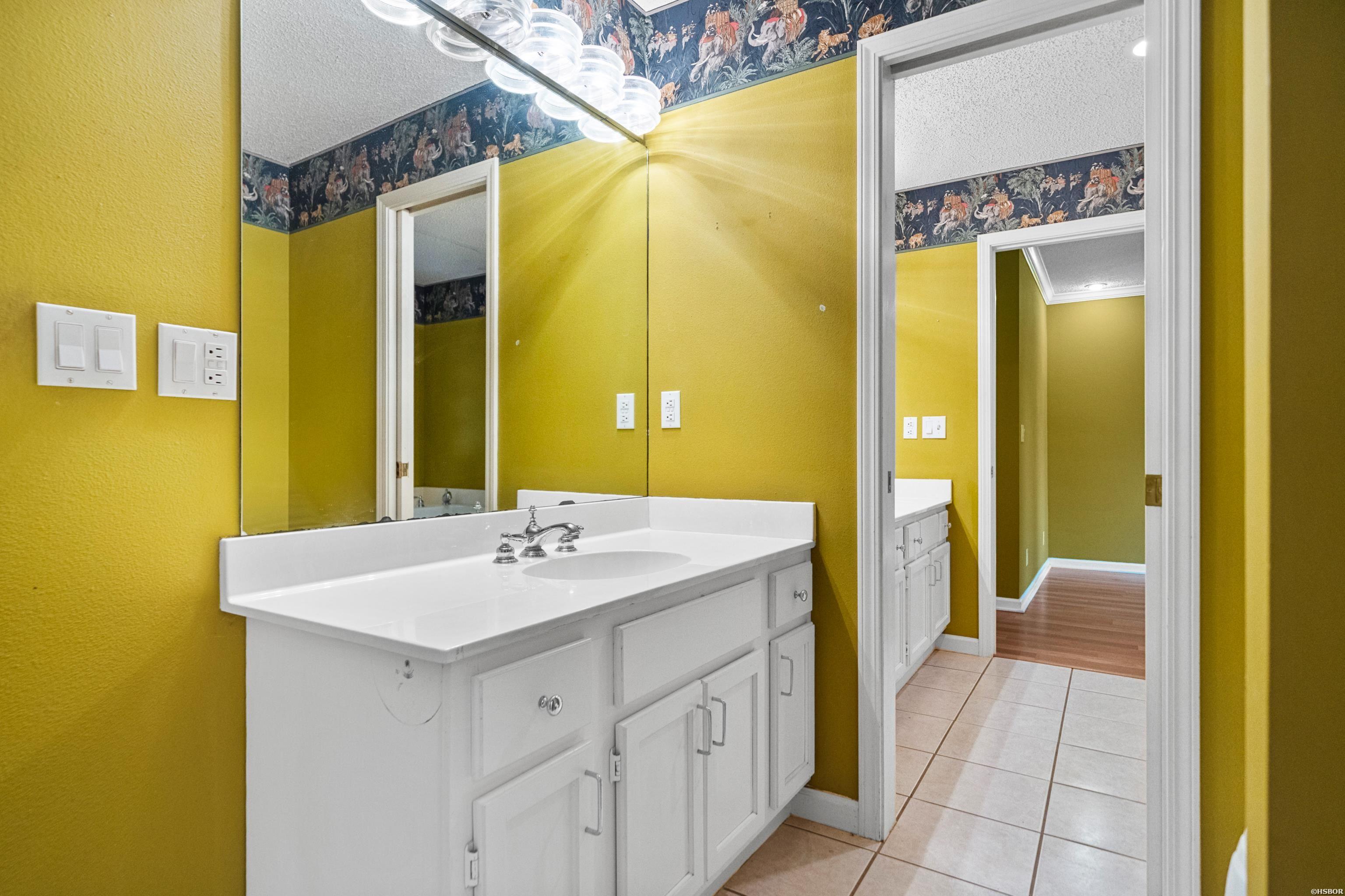 512 Beachview Property Photo 40