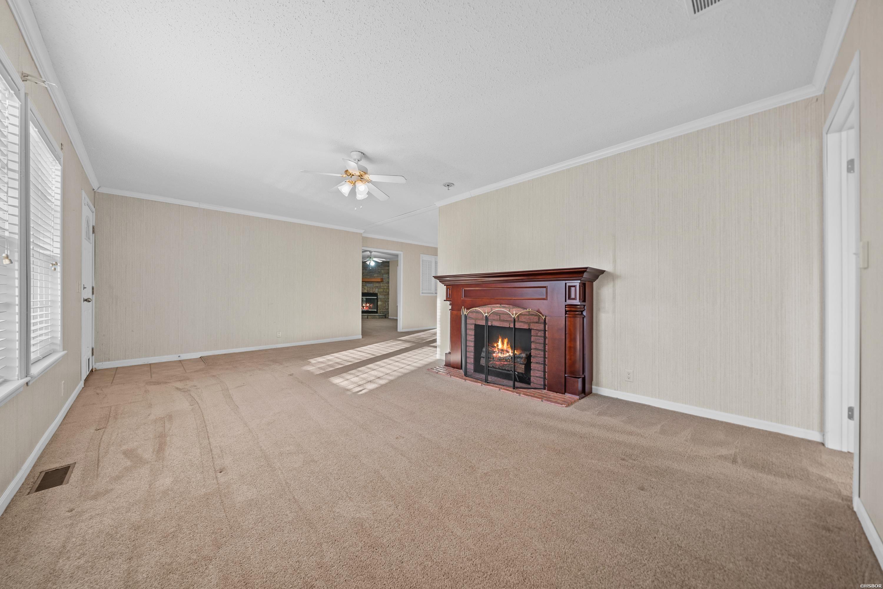 326 South Drive Property Photo 9