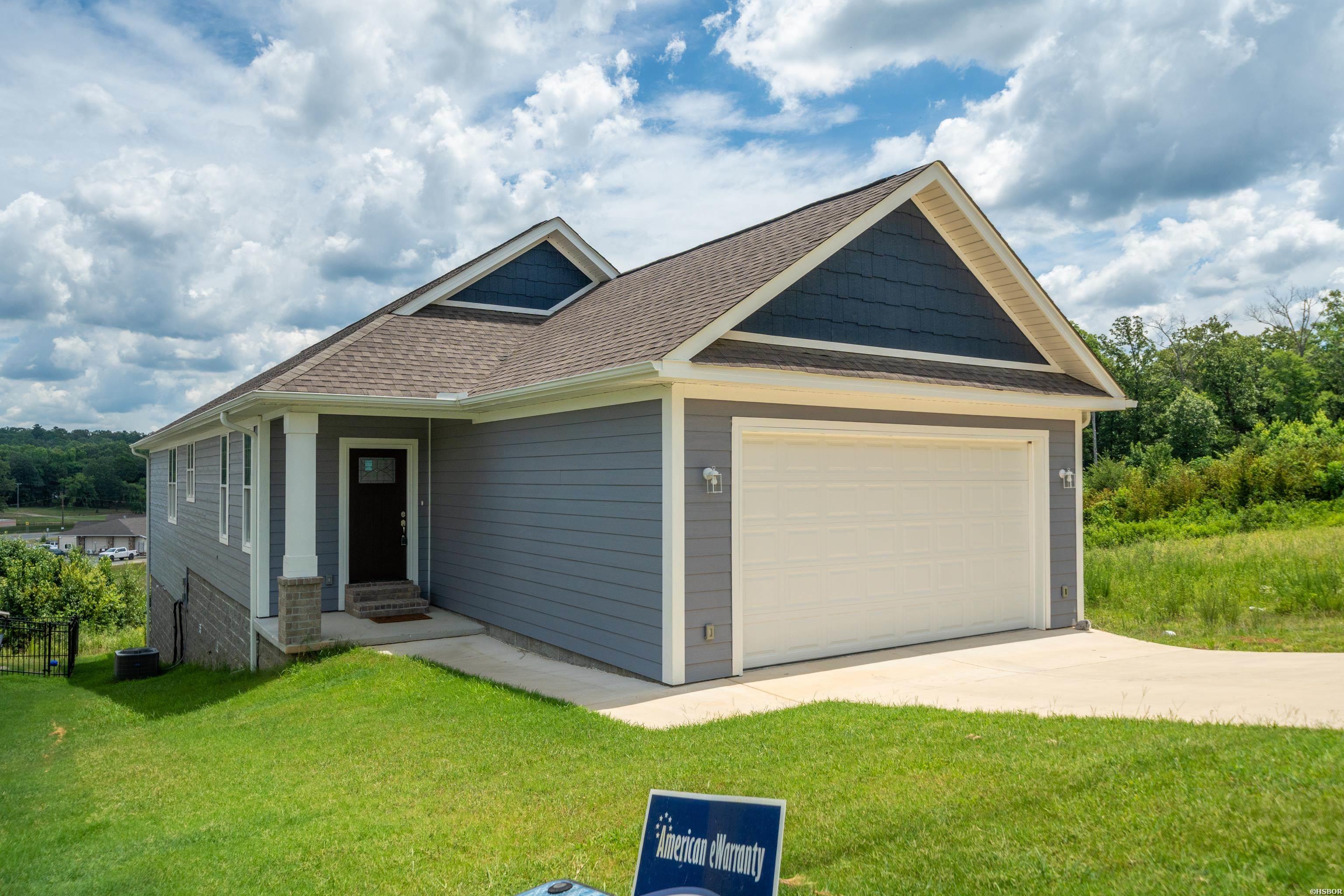 113 Ohio Drive Property Photo 1