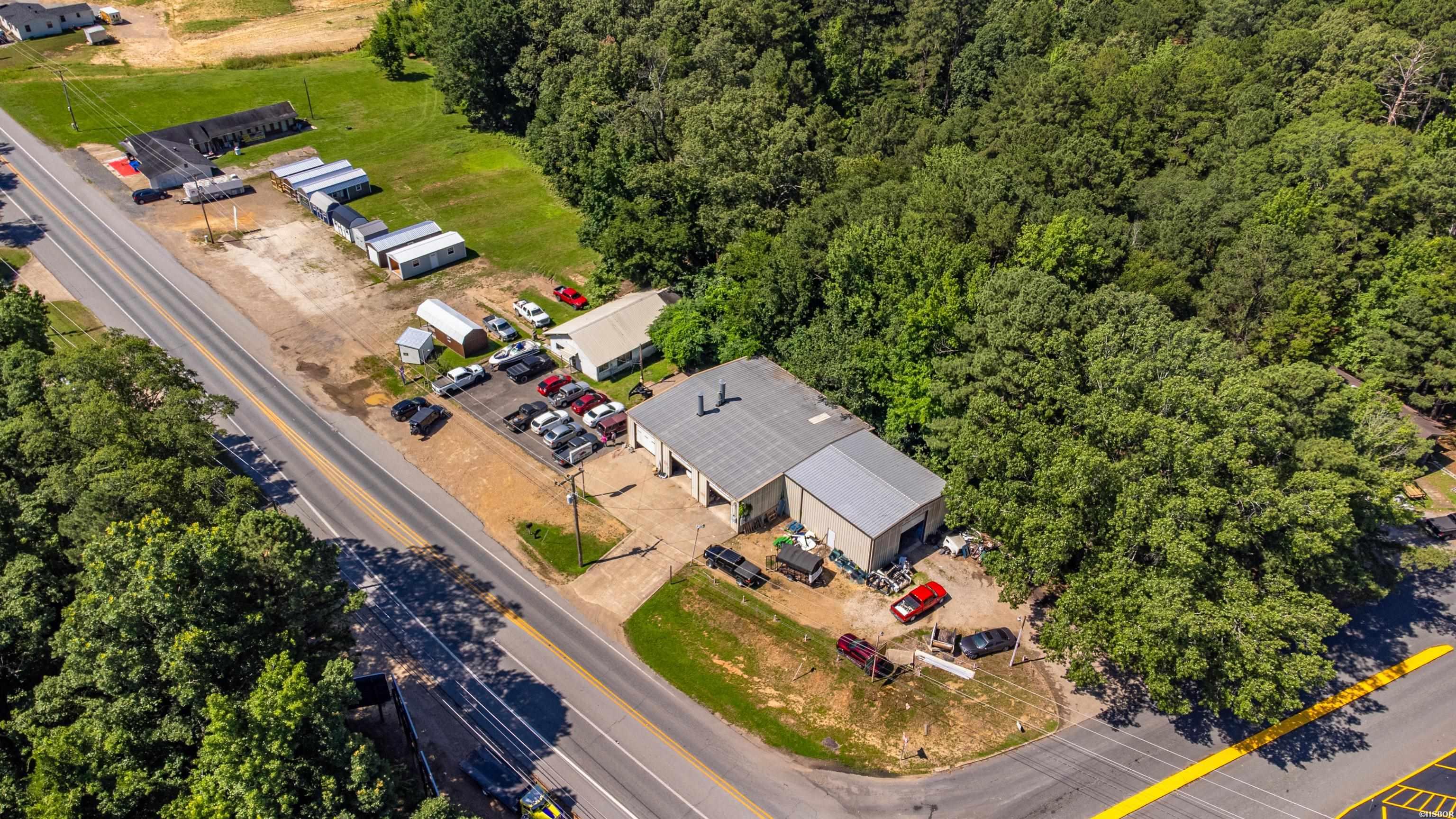 1105 N 10th Street Property Photo 3