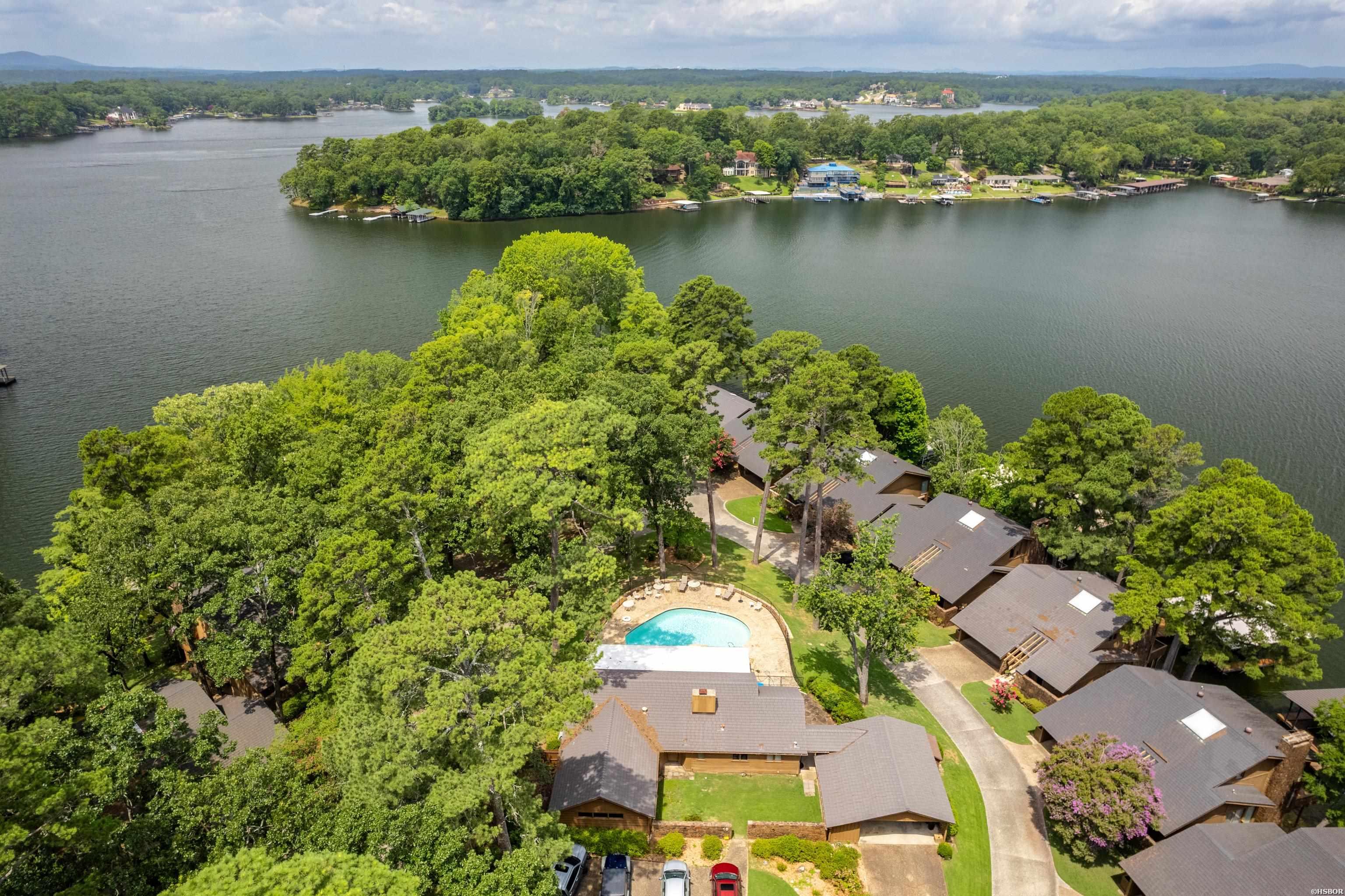 200 Discovery Bay Lane Property Photo 3