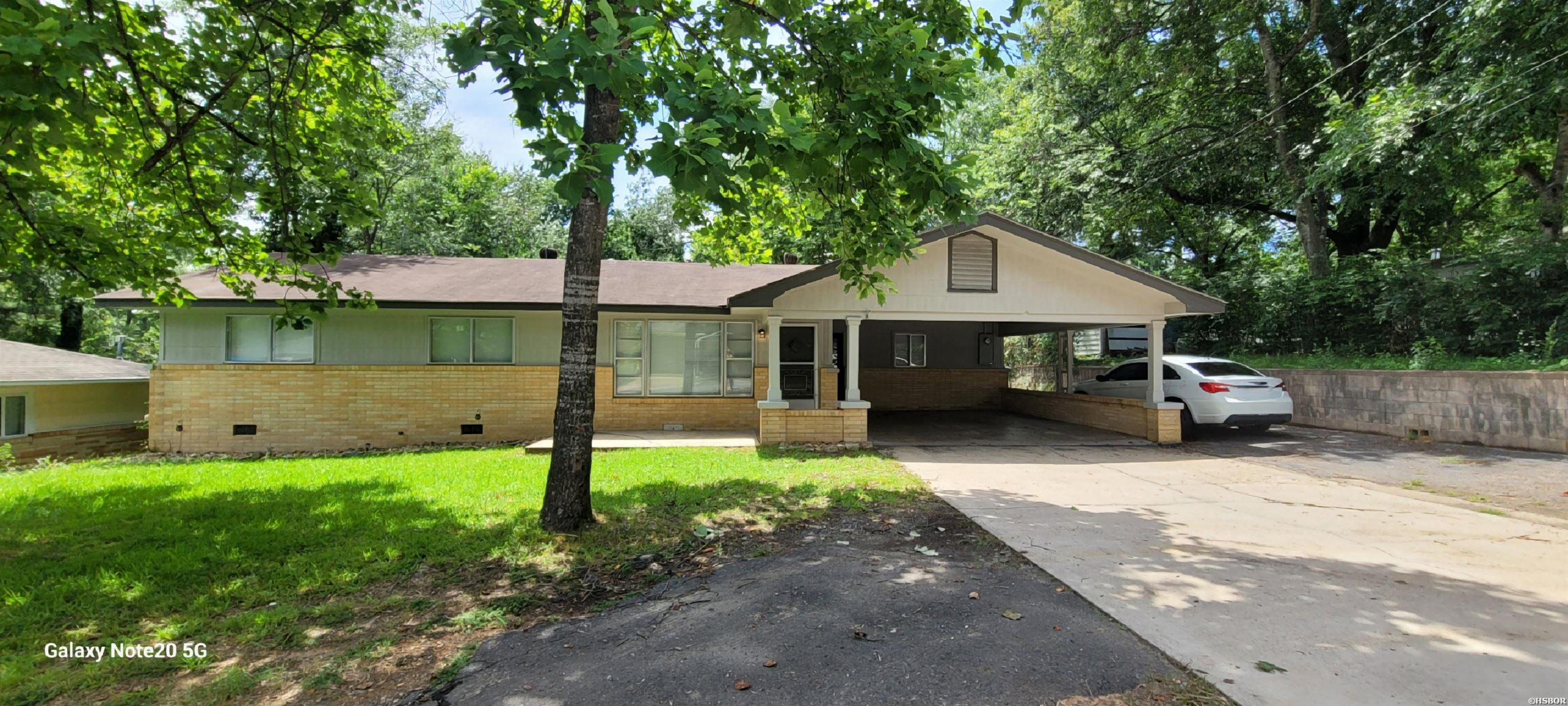 2004 Seventh Street Property Photo