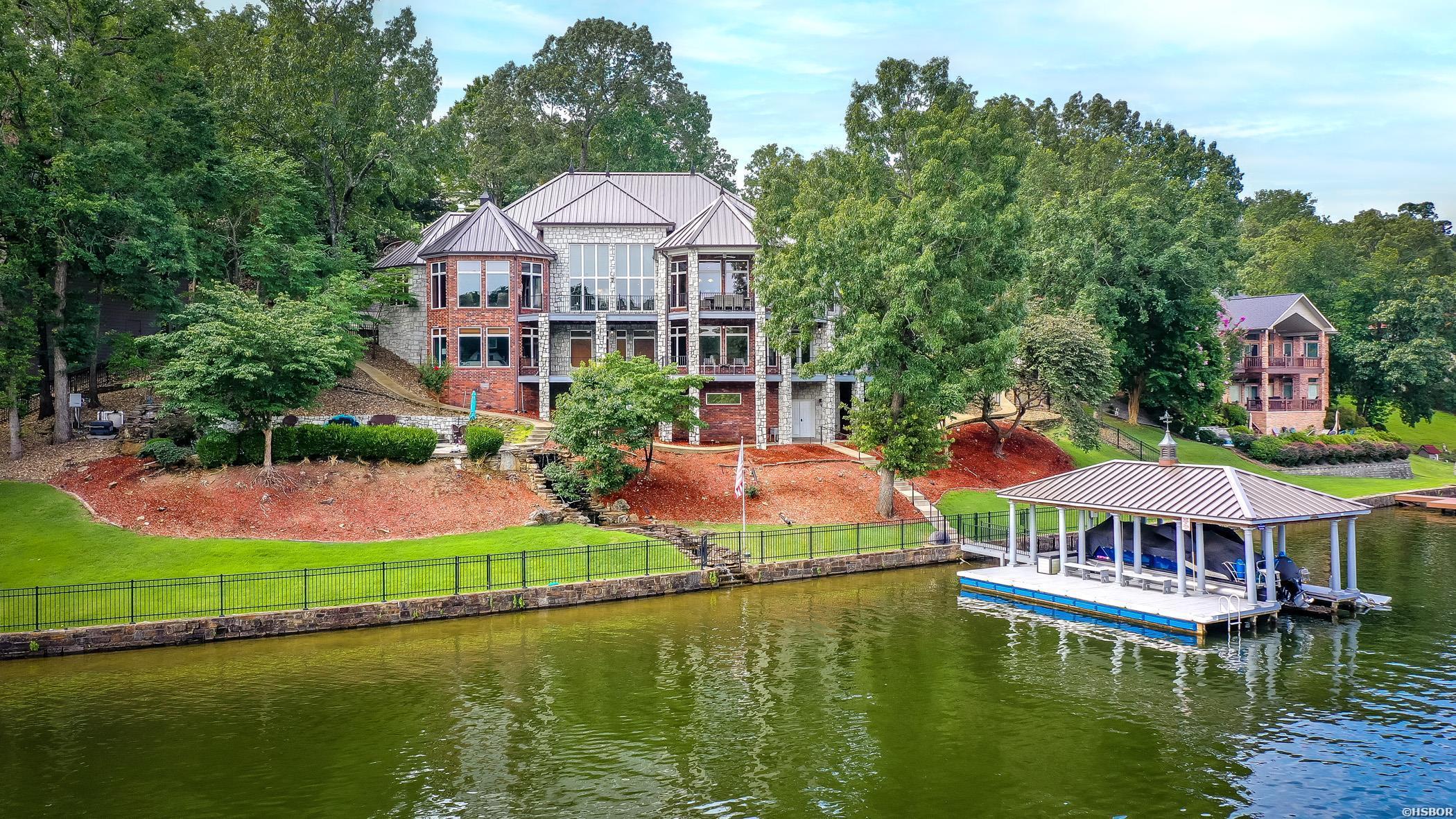 81 STONEGATE Property Image