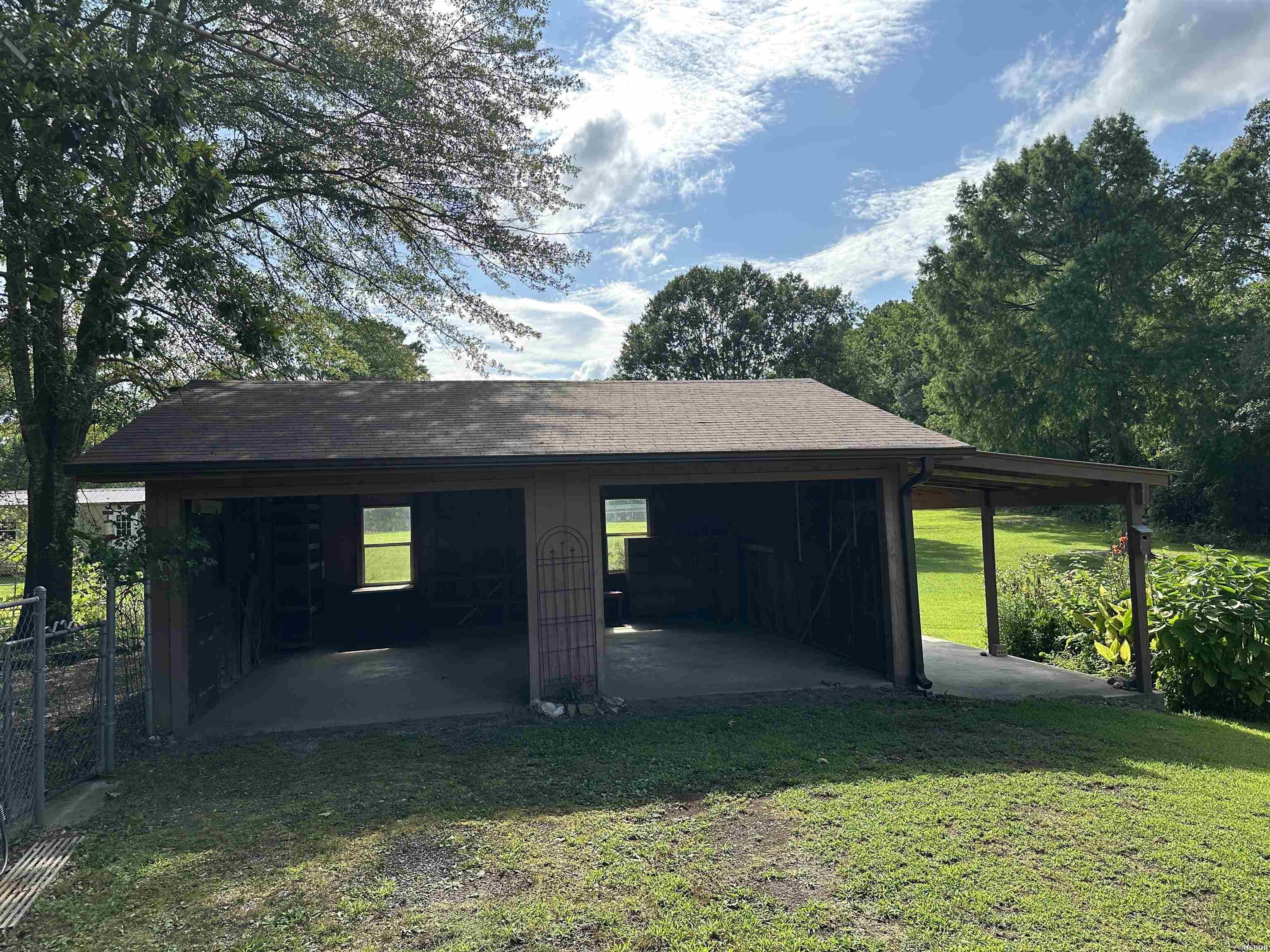 4437 Highway 7 Property Photo 11