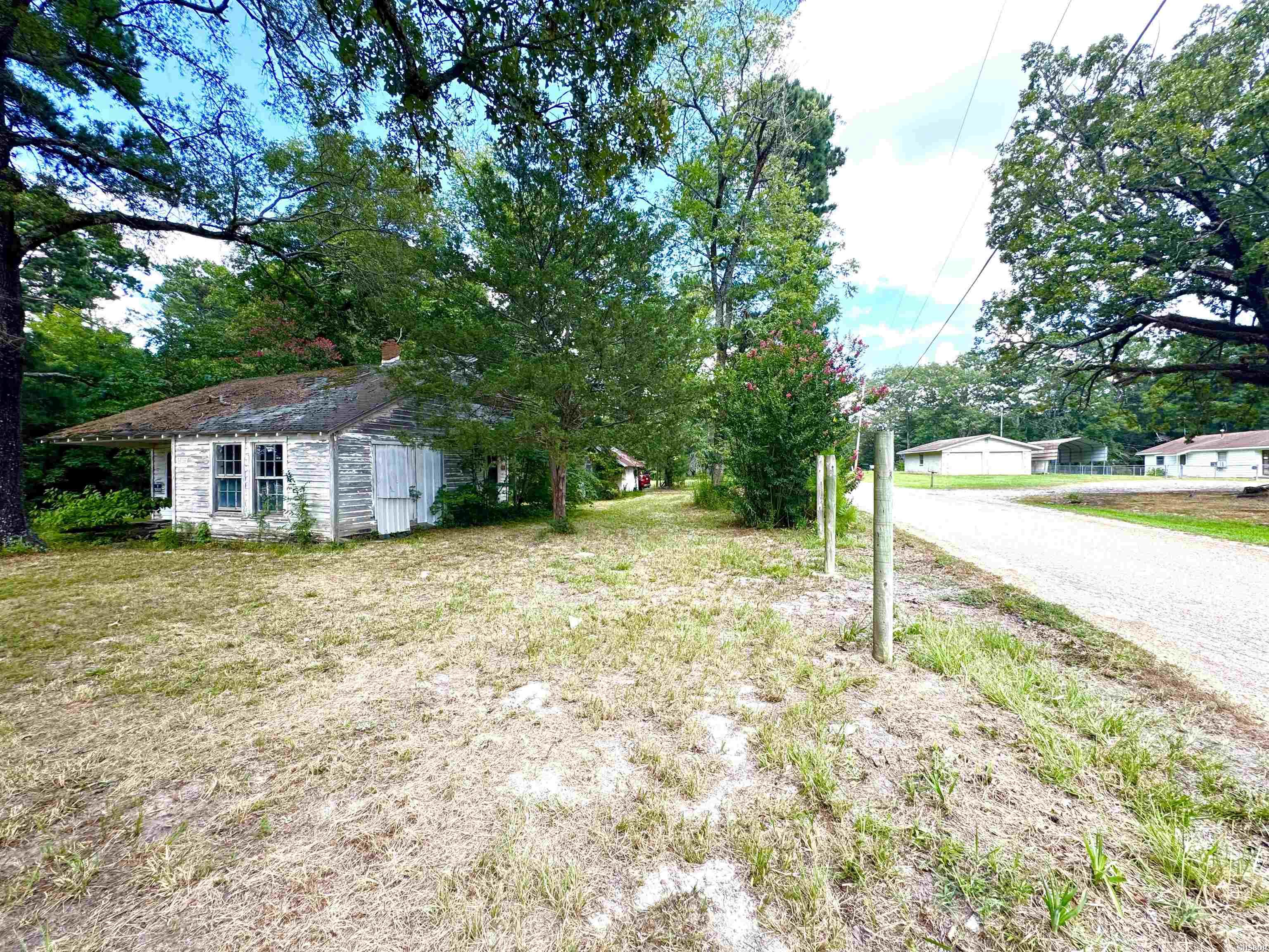 101 Songer Lane Property Photo 3