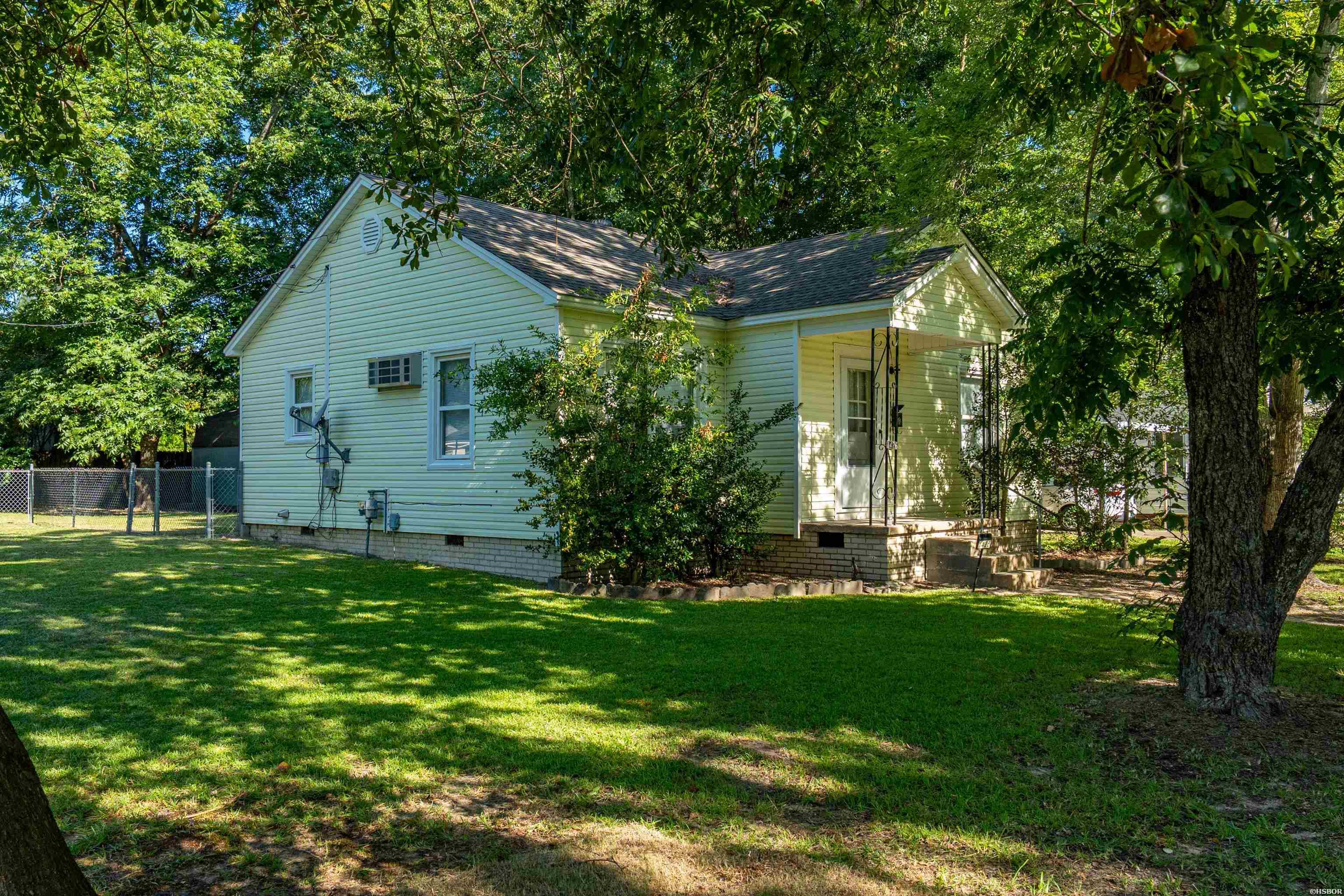 1426 Porter Street Property Photo 1
