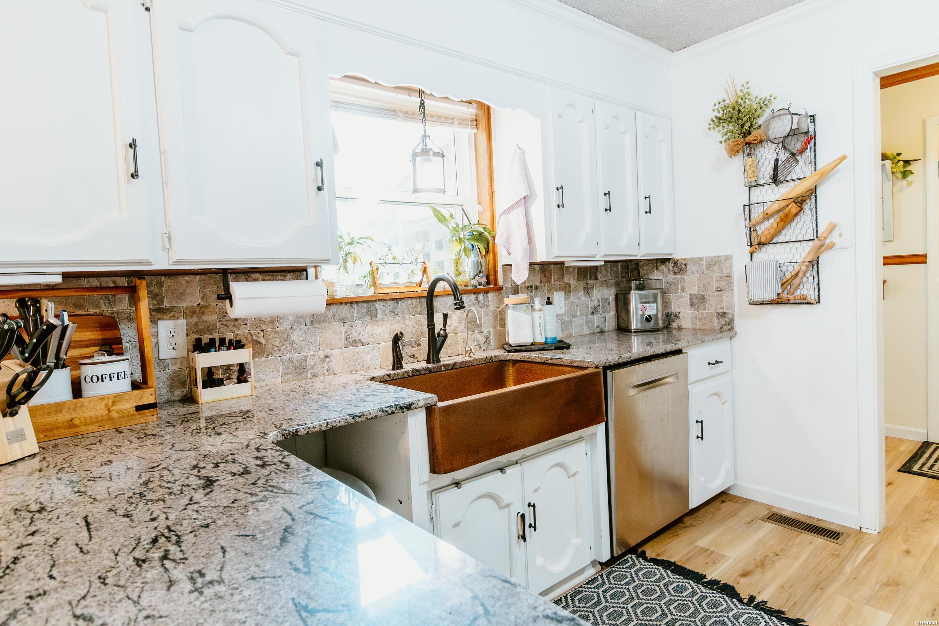 121 Sundance Trail Property Photo 10