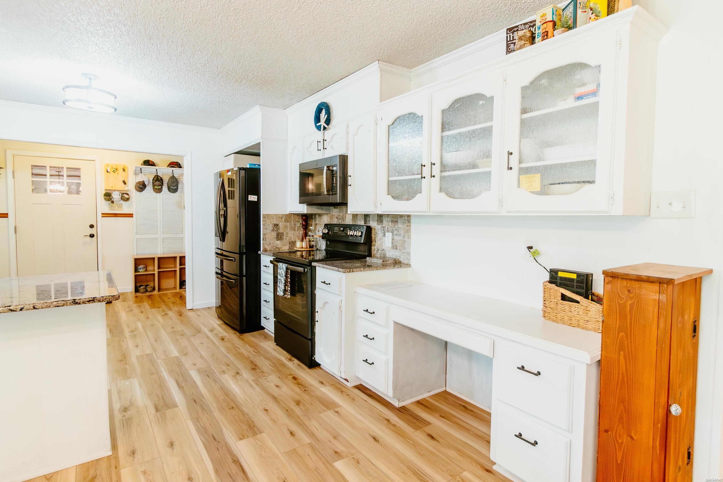 121 Sundance Trail Property Photo 13