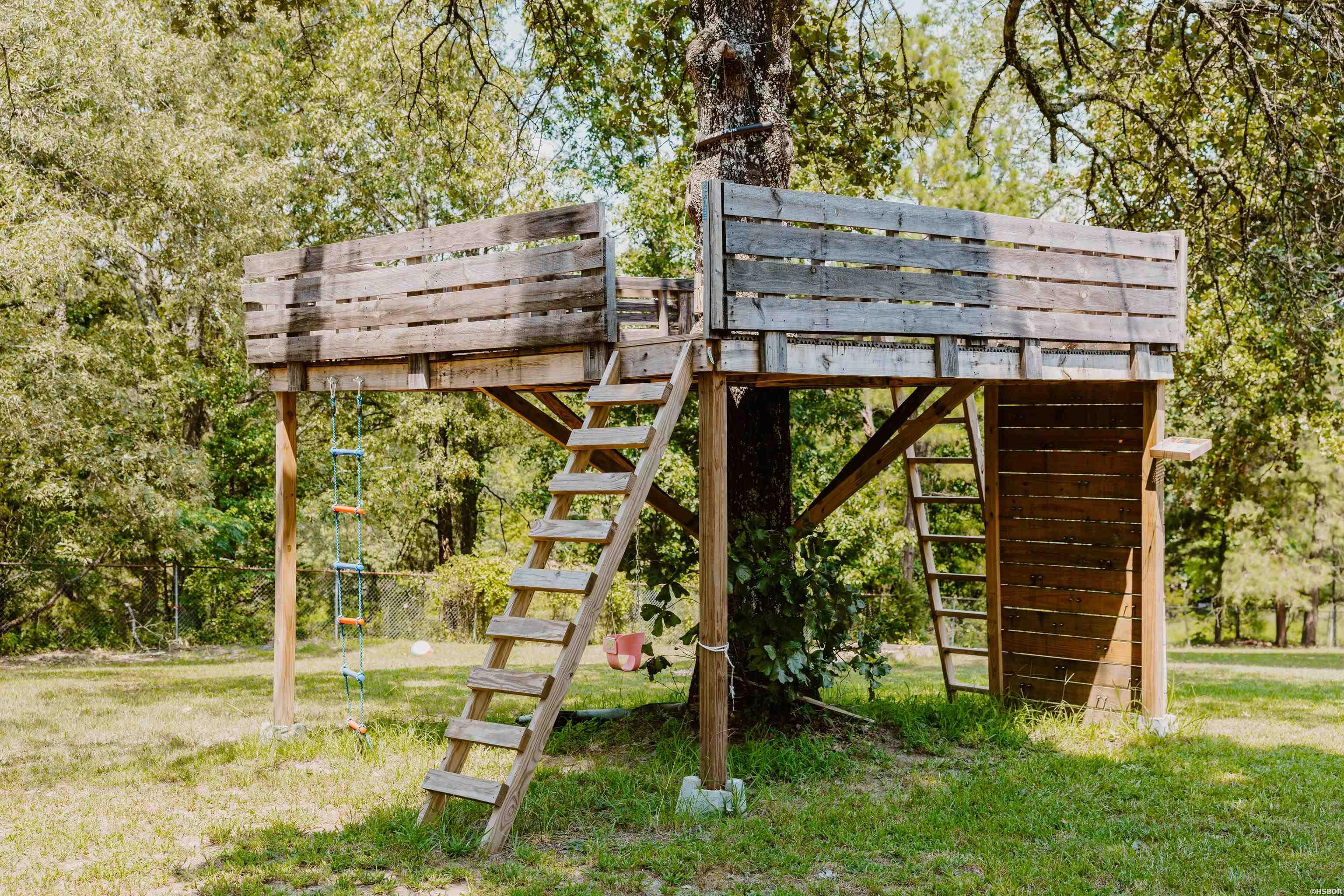 121 Sundance Trail Property Photo 33