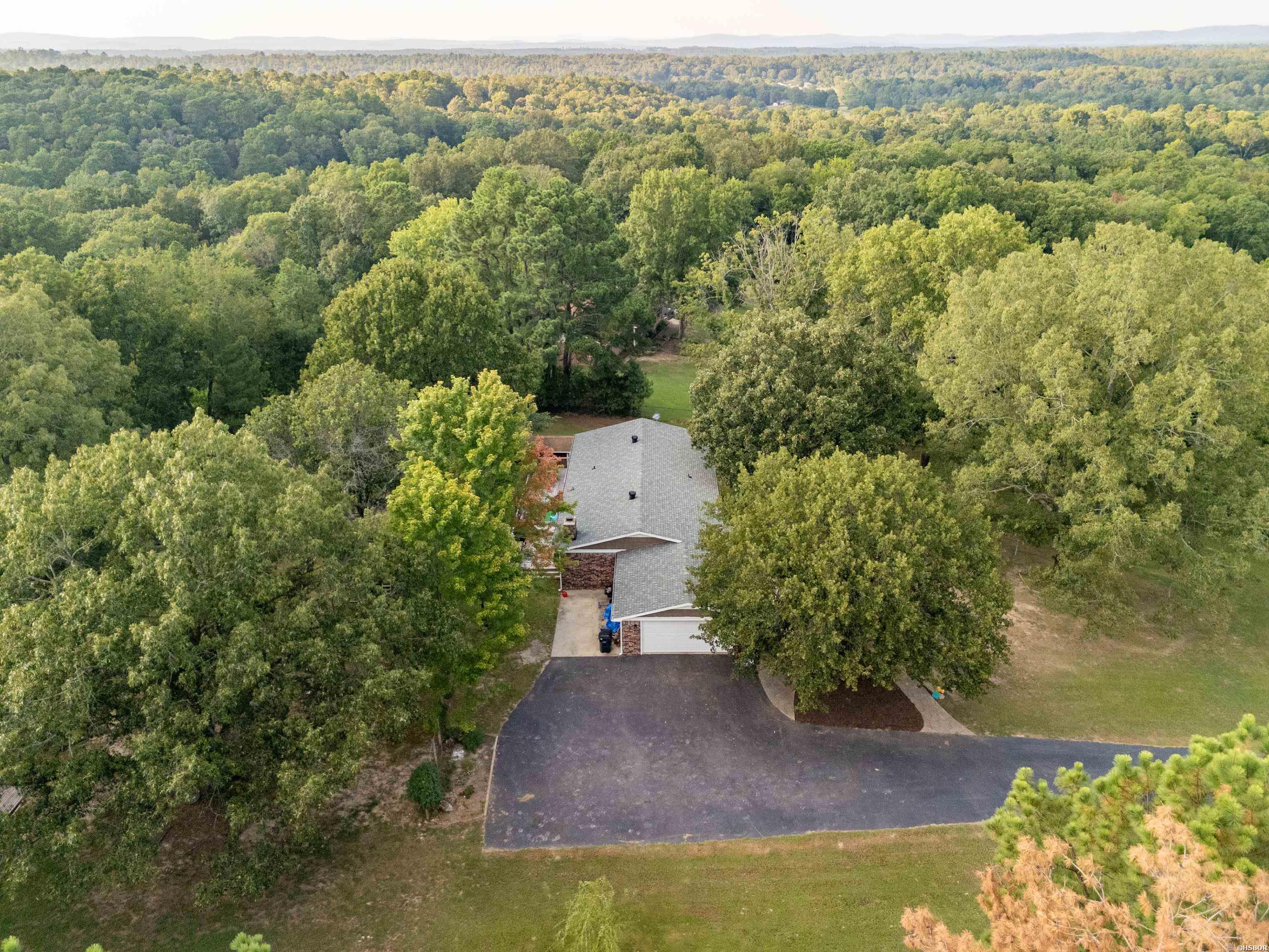 121 Sundance Trail Property Photo 38