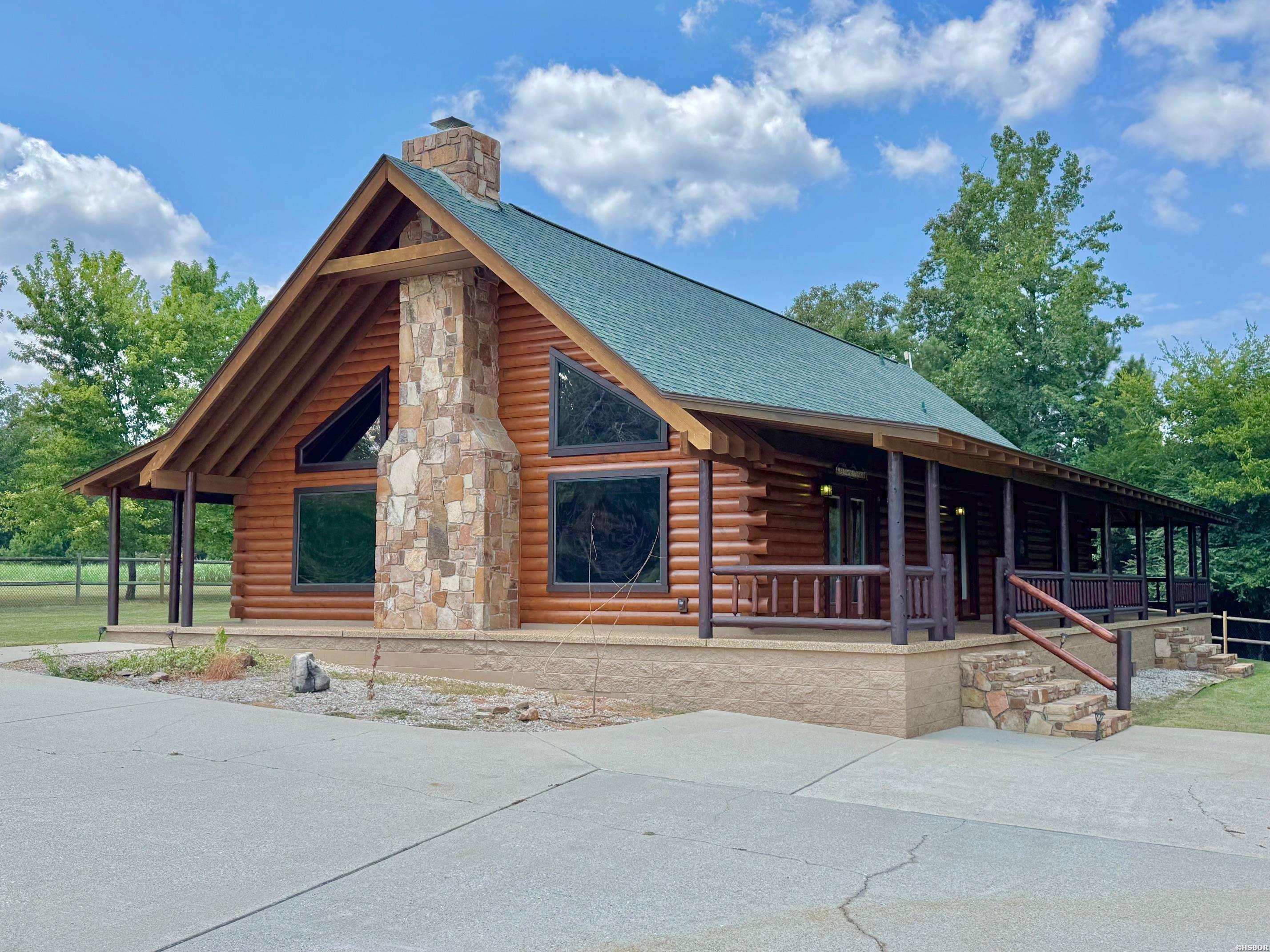 1646 Brady Mountain Road Property Photo 3