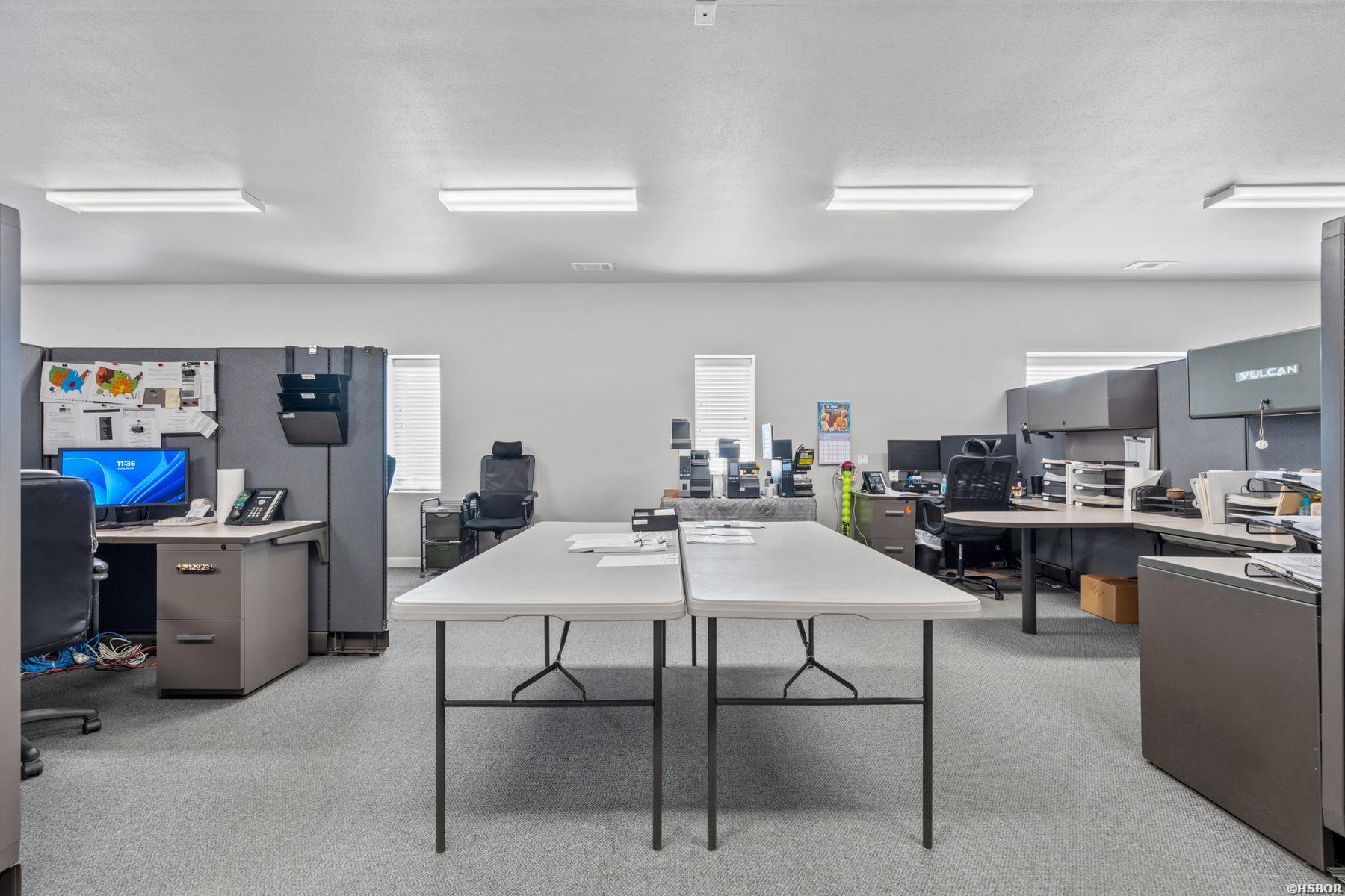 736 Mid America Boulevard Property Photo 8