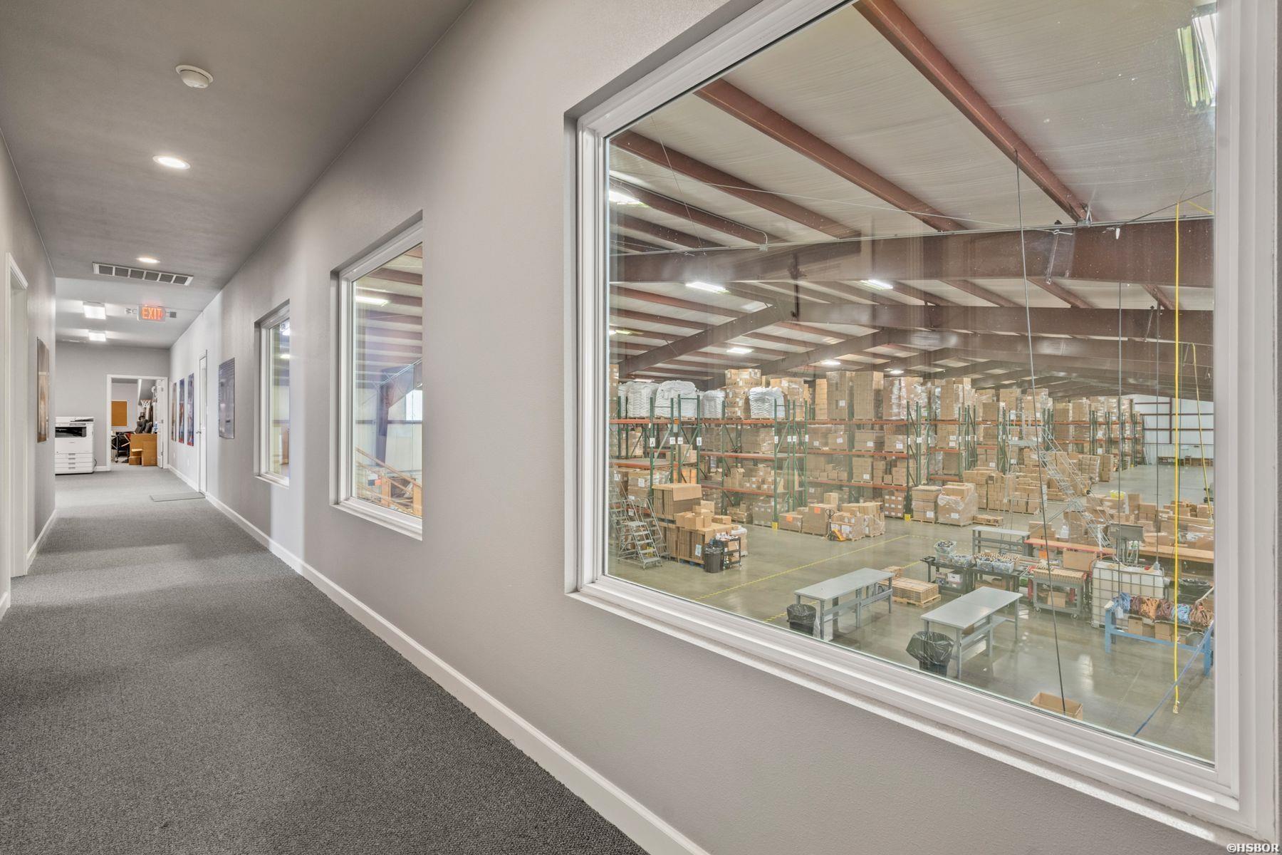 736 Mid America Boulevard Property Photo 9