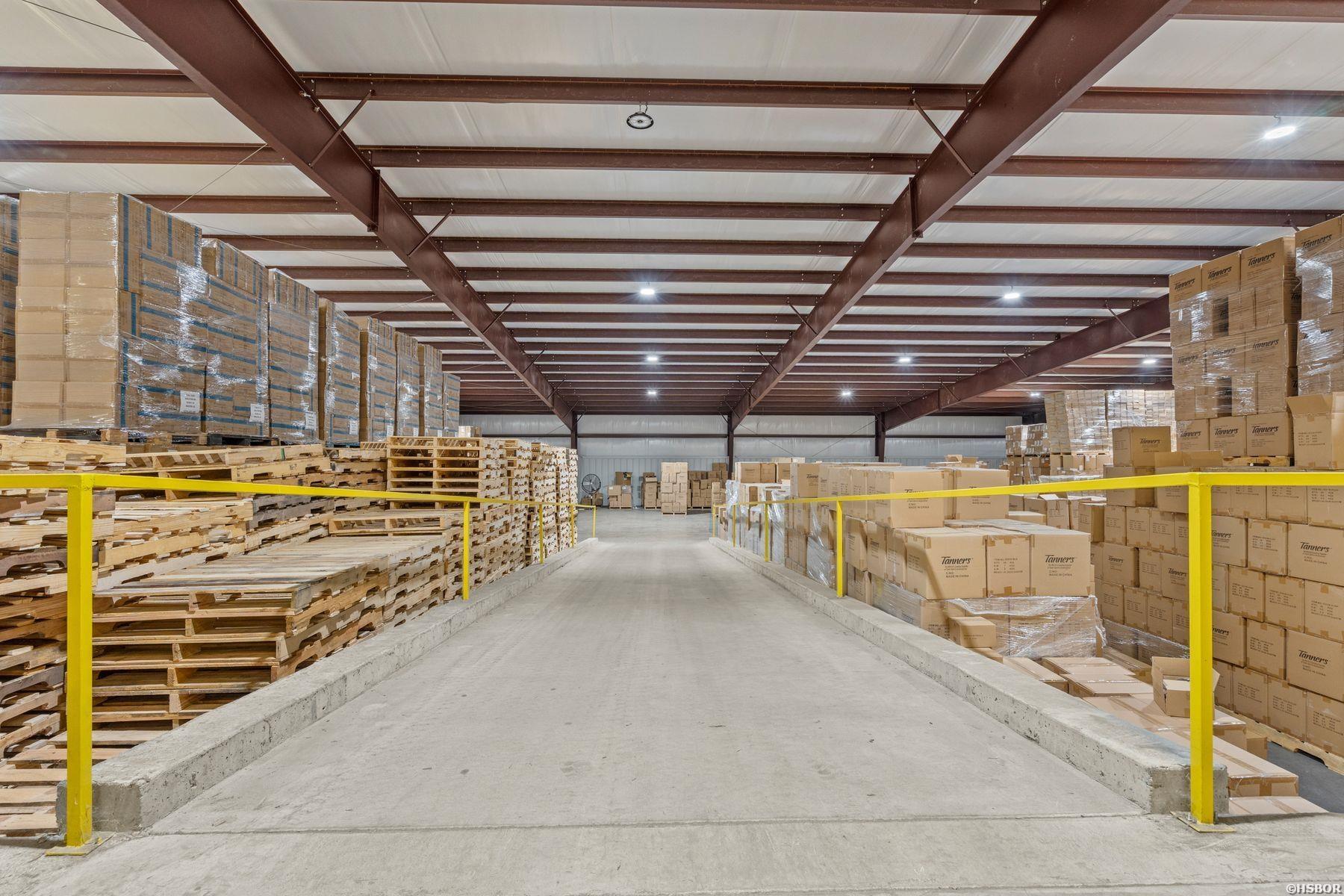 736 Mid America Boulevard Property Photo 17