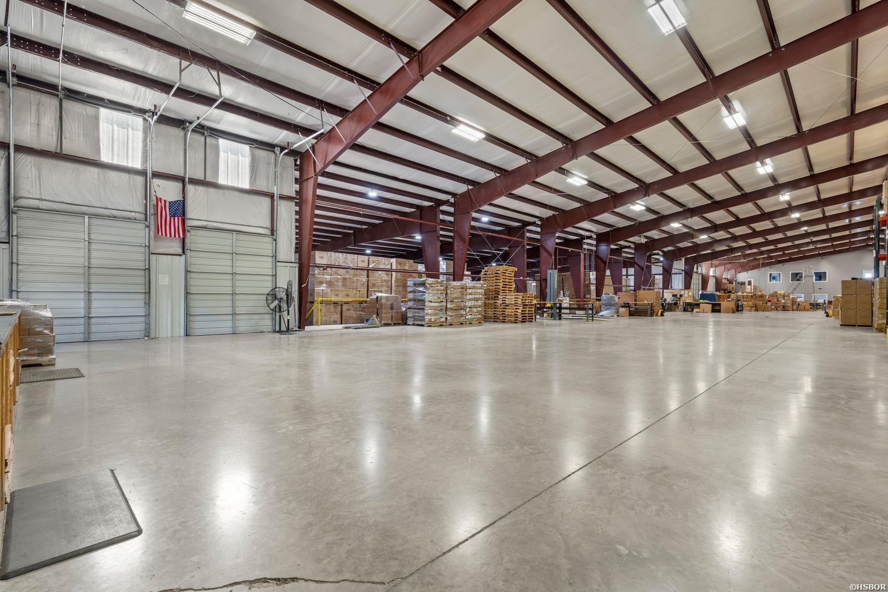 736 Mid America Boulevard Property Photo 18