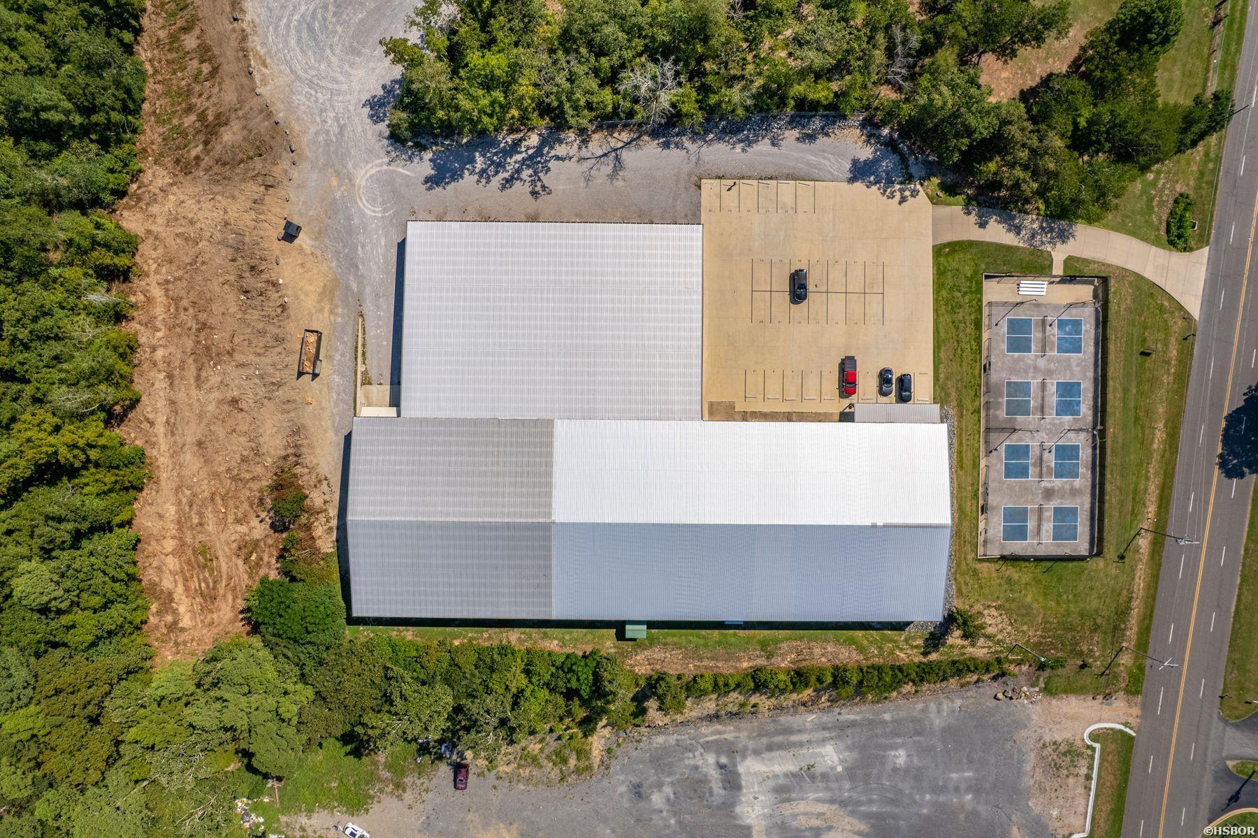 736 Mid America Boulevard Property Photo 21