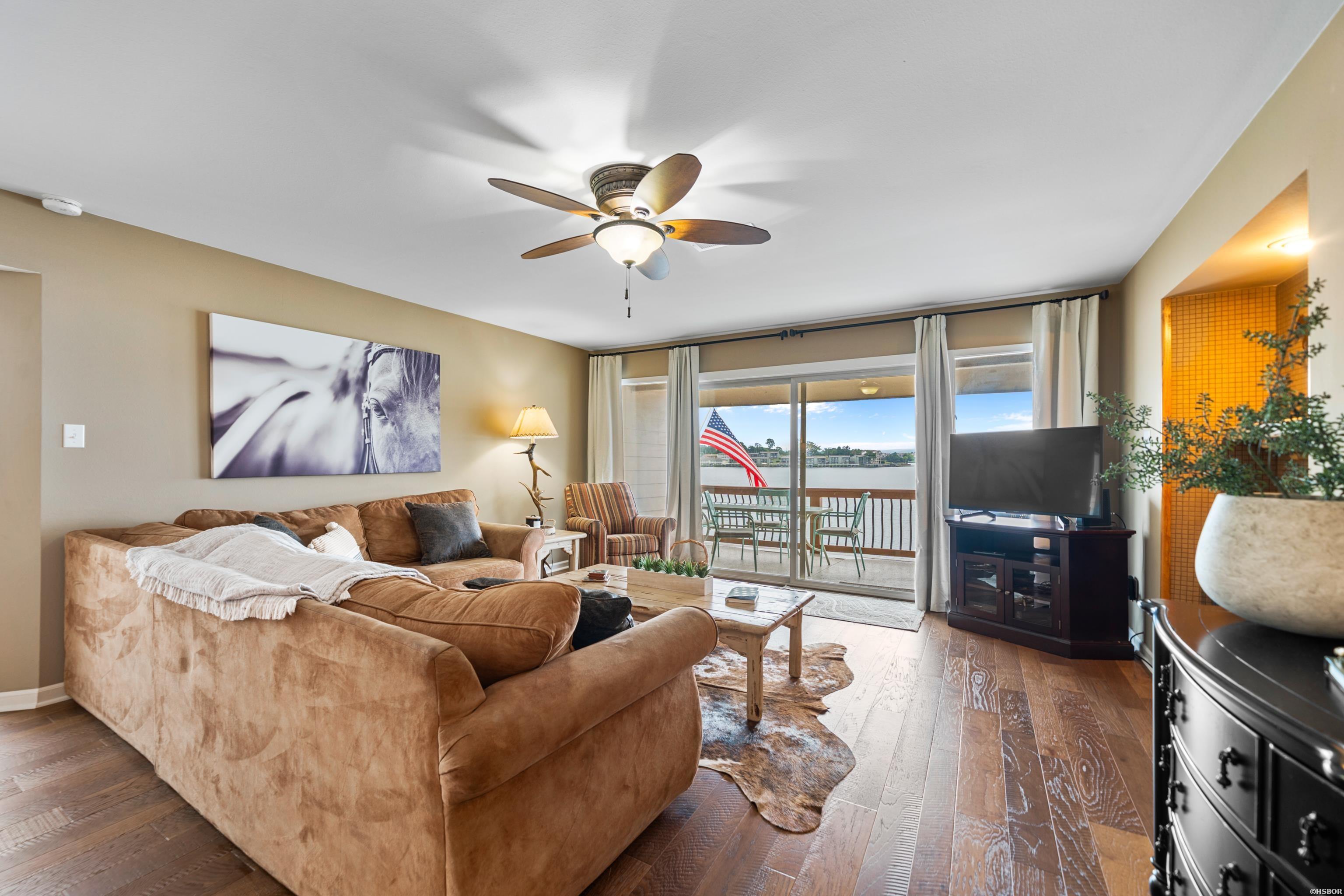 200 Pretti Point Property Photo 4