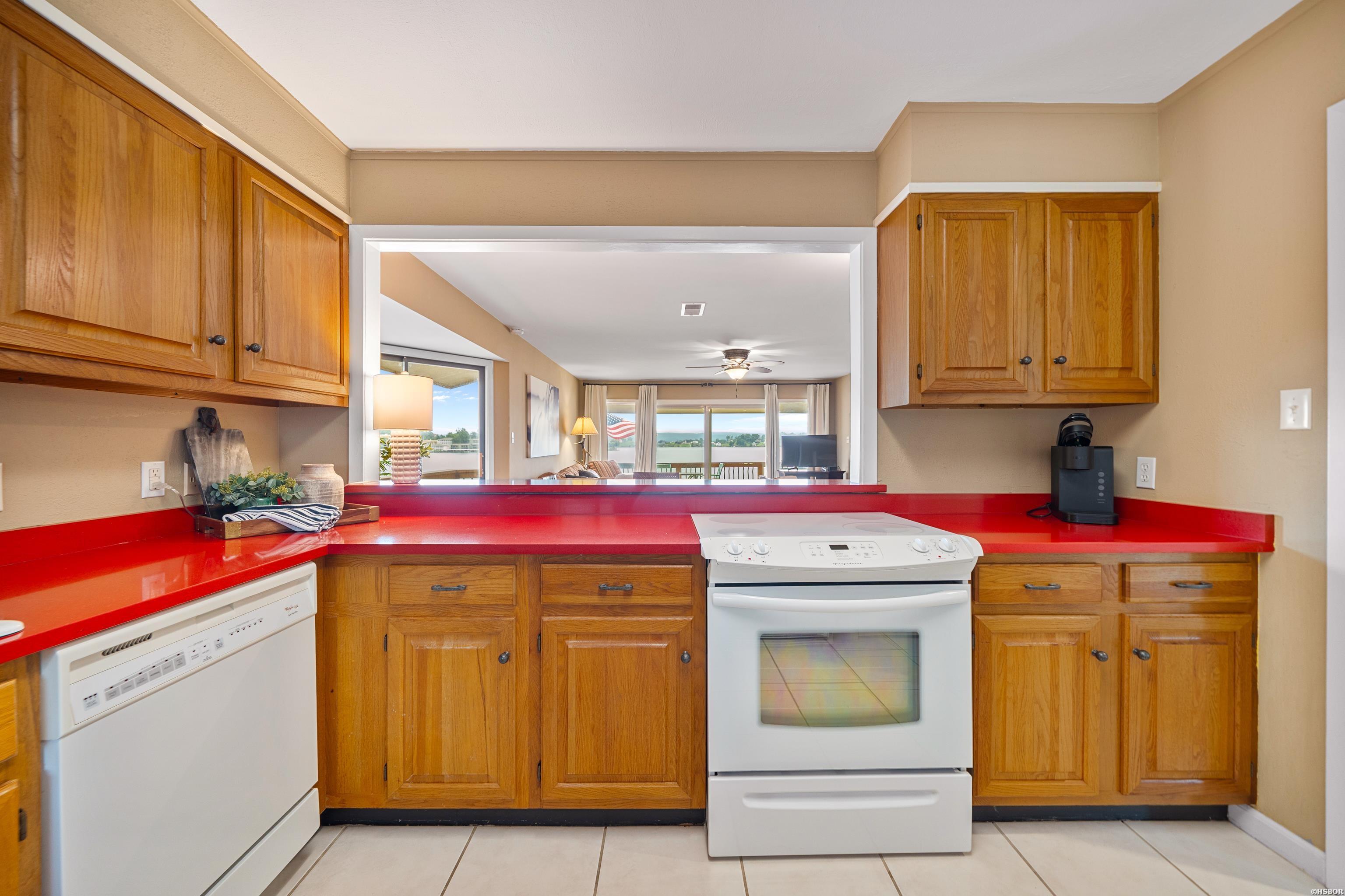 200 Pretti Point Property Photo 17