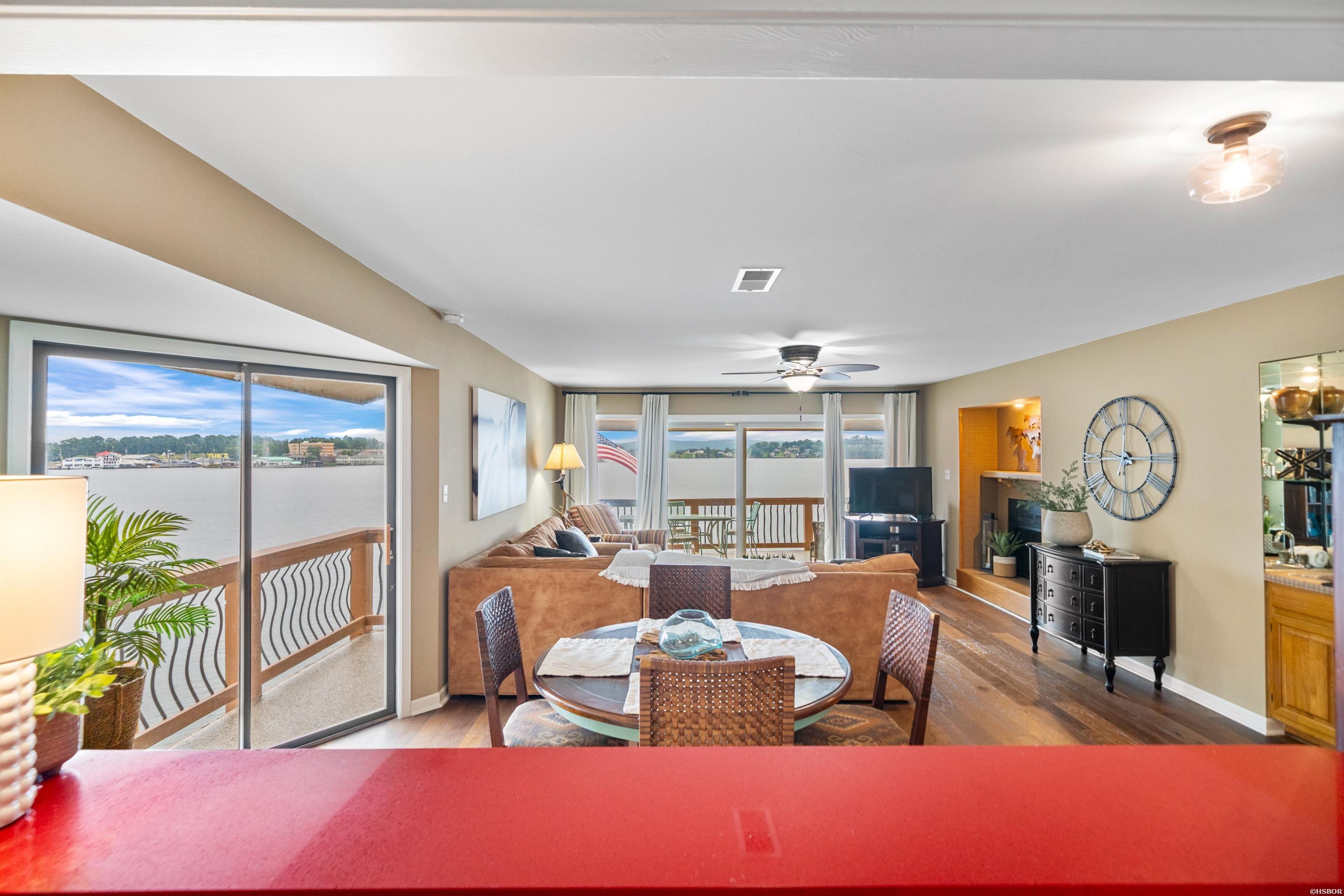 200 Pretti Point Property Photo 18