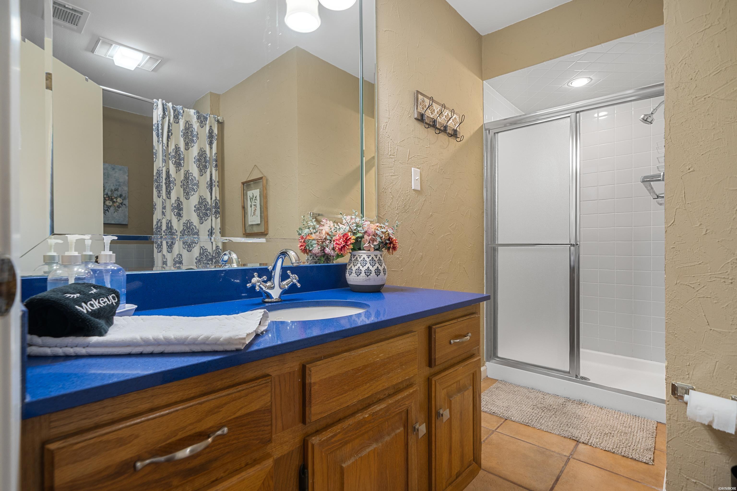 200 Pretti Point Property Photo 23