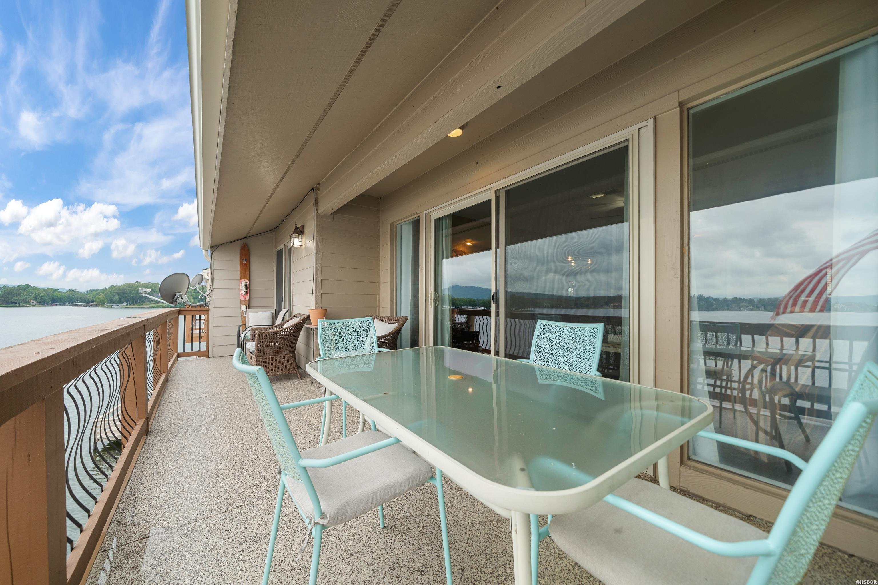 200 Pretti Point Property Photo 31