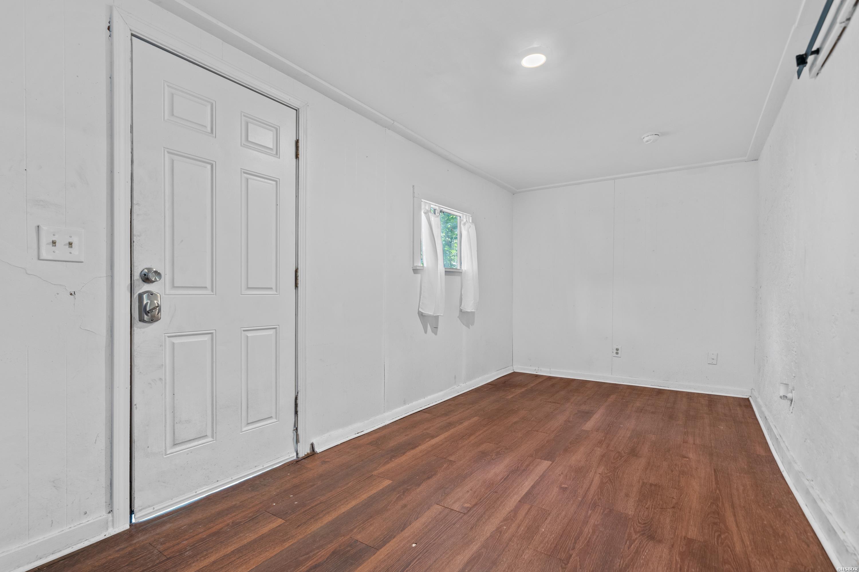 216 Elizabeth Terrace Property Photo 41