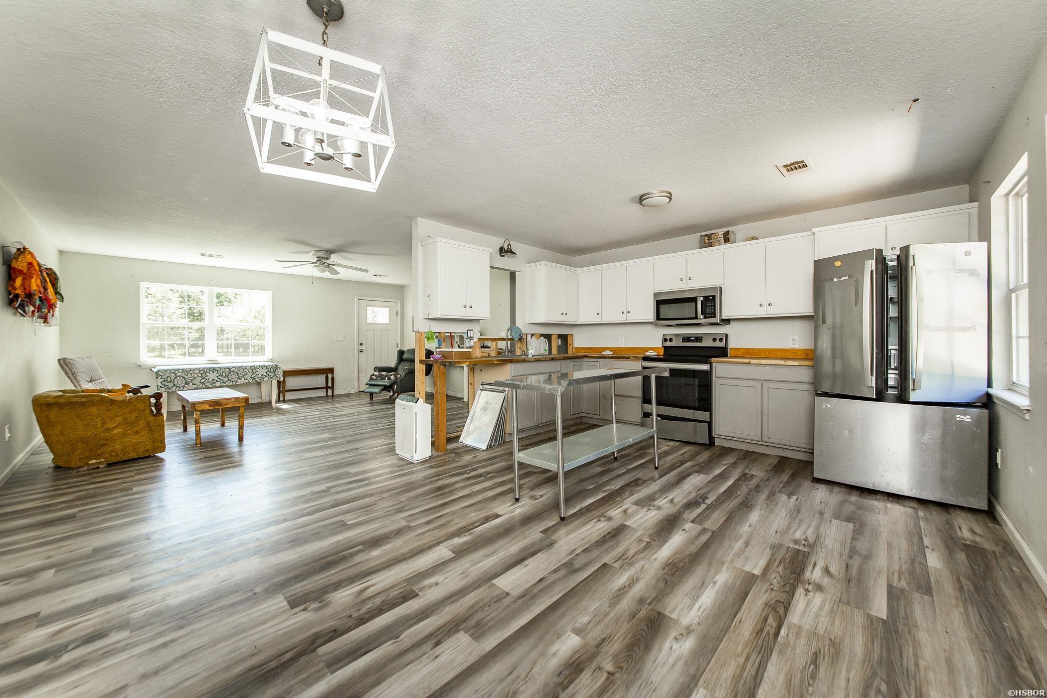 883 Ozark Loop Property Photo 5
