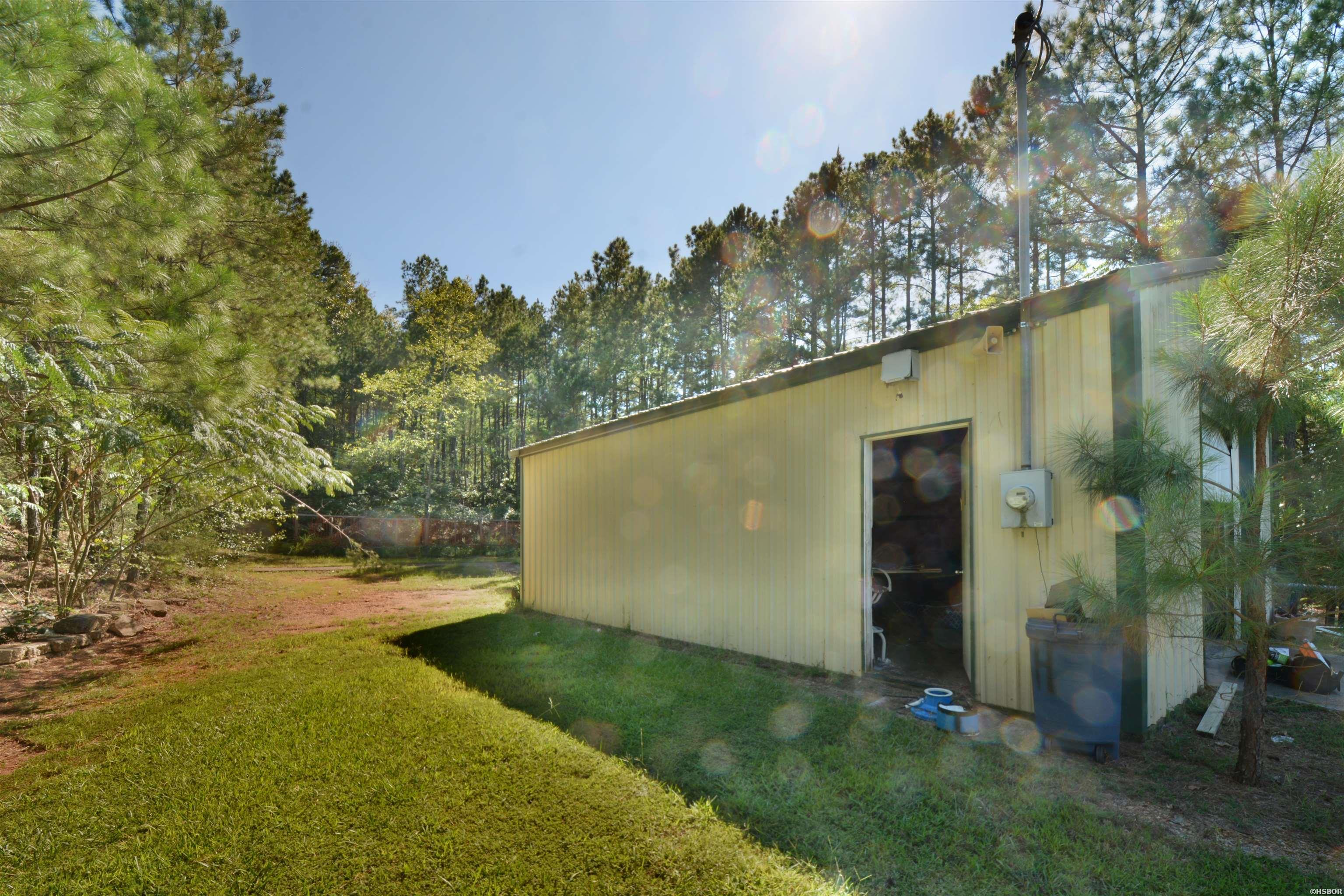 3435 Albert Pike Road Property Photo 4