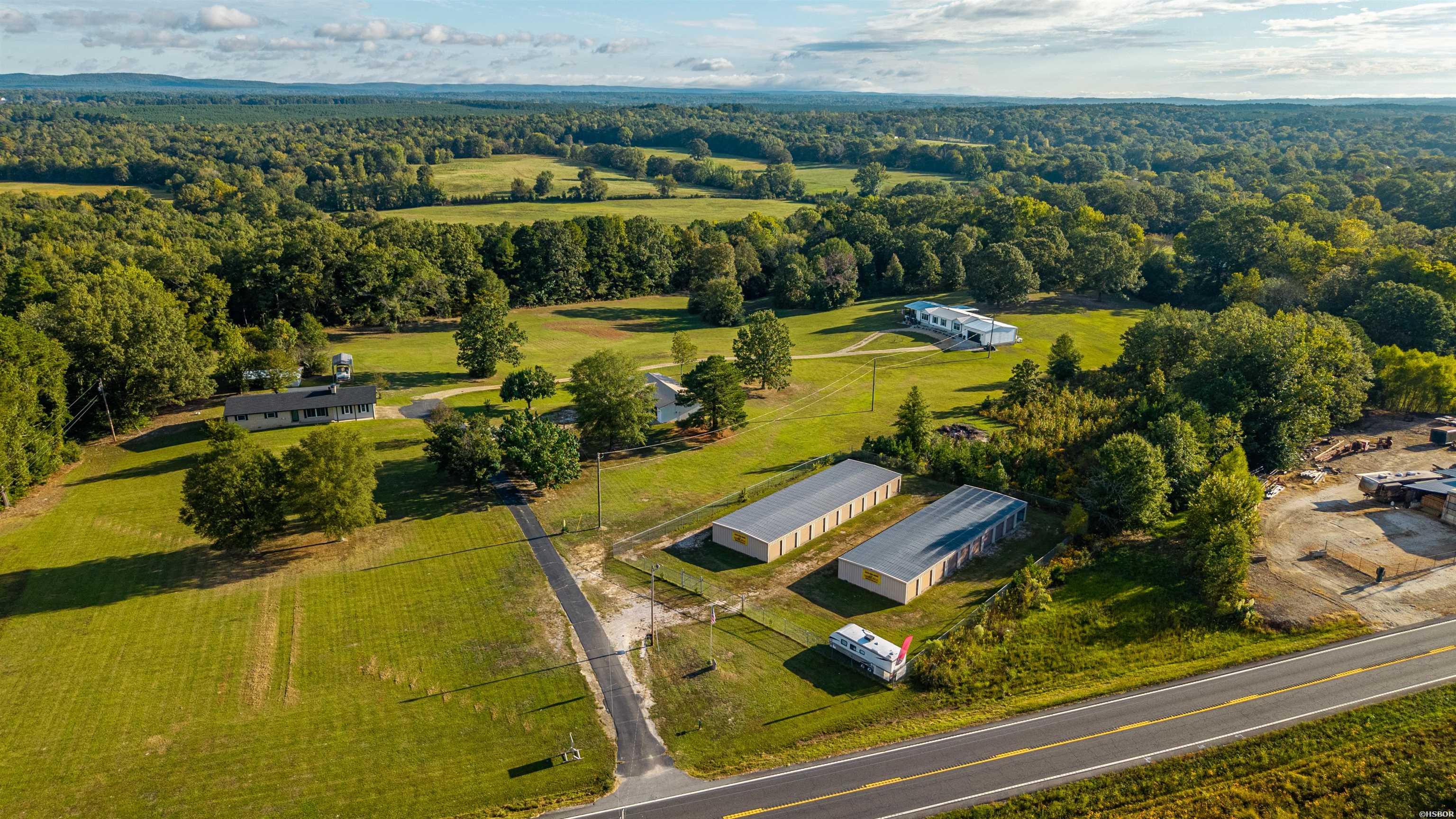 2570 Highway 7 Property Photo 2