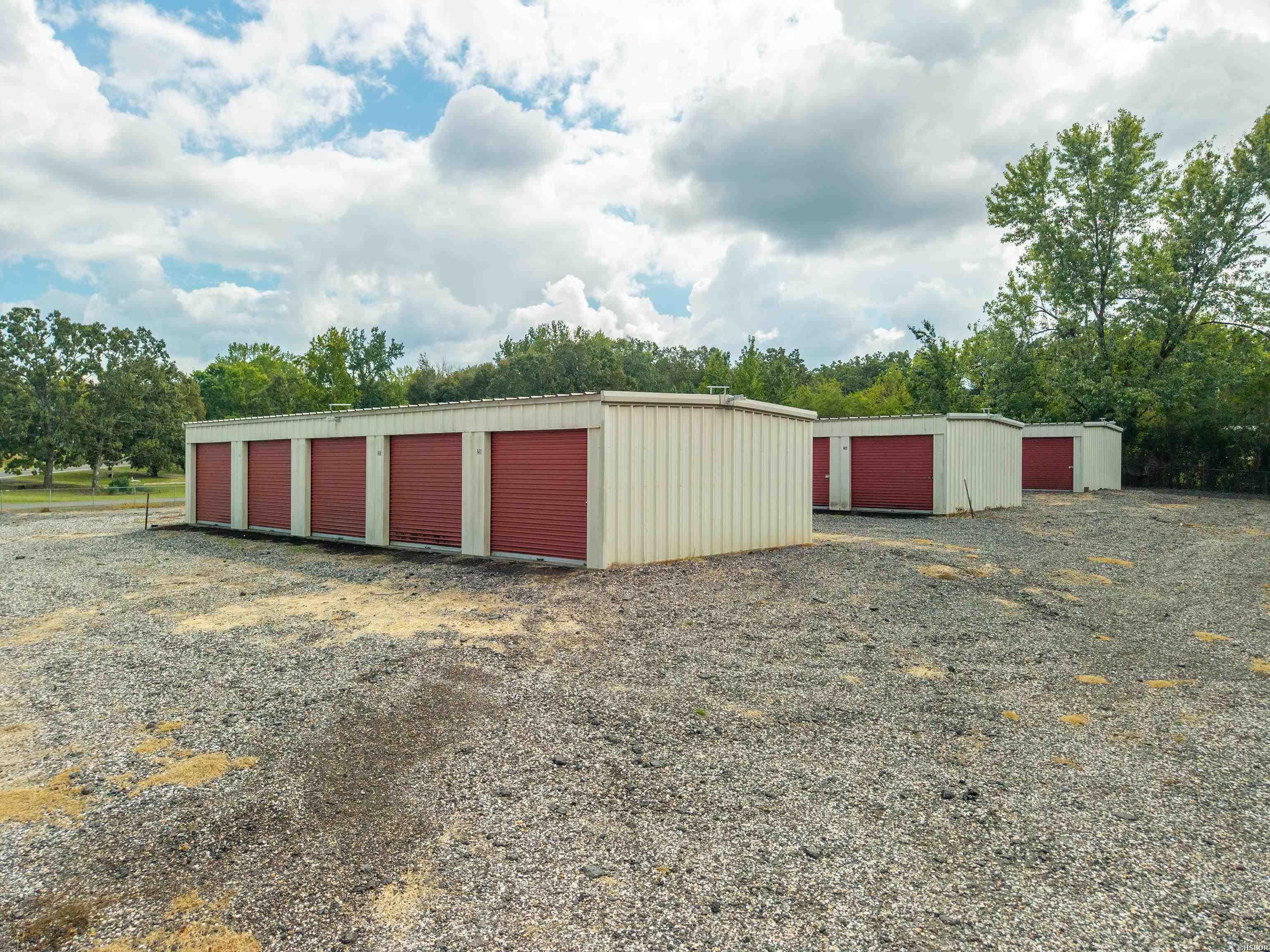 21565 Hwy 51 Property Photo 3