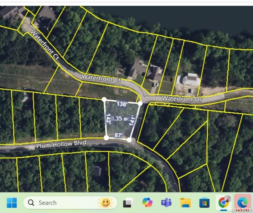 000 Plum Hollow Property Photo 2