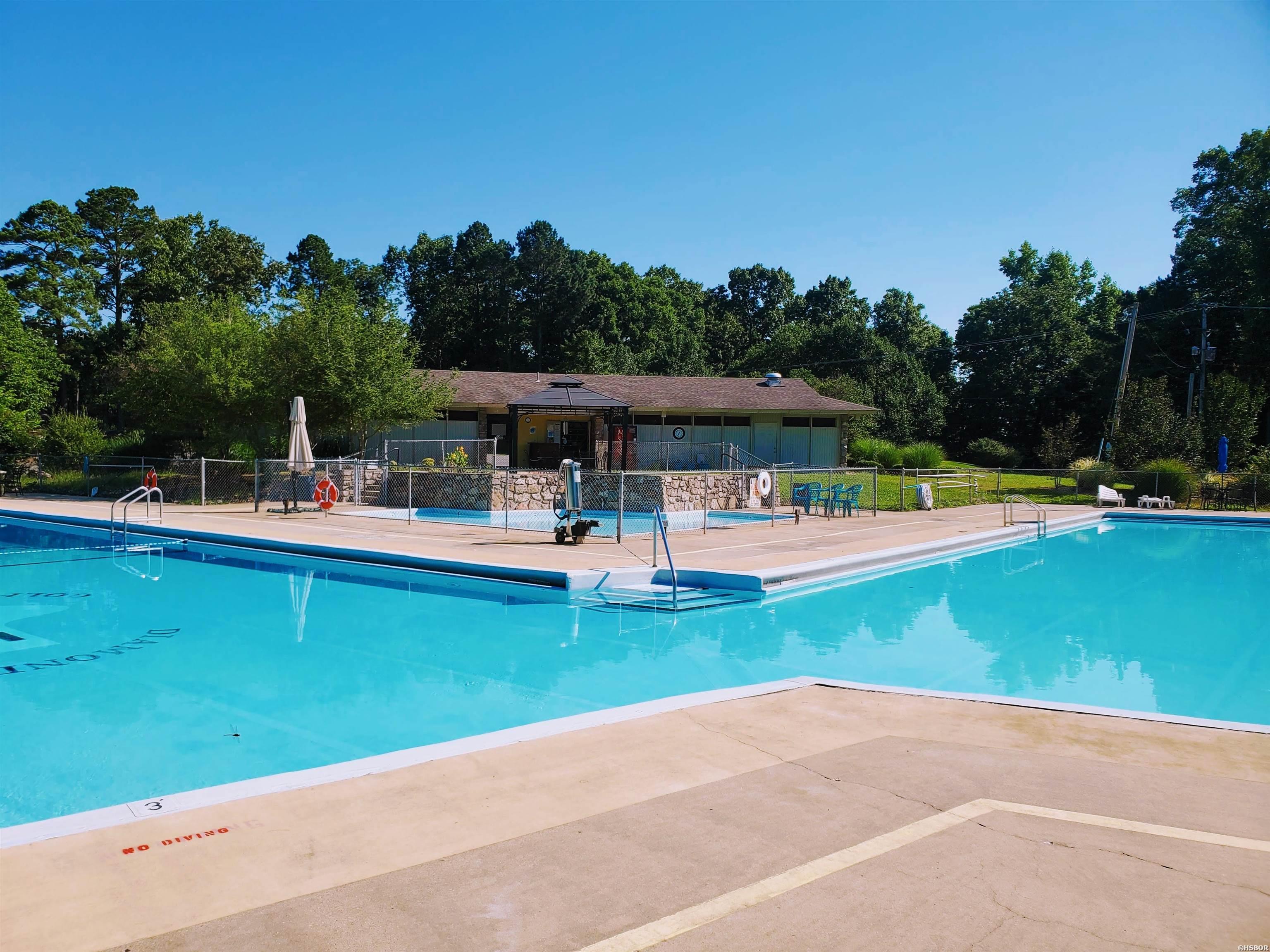 000 Plum Hollow Property Photo 10