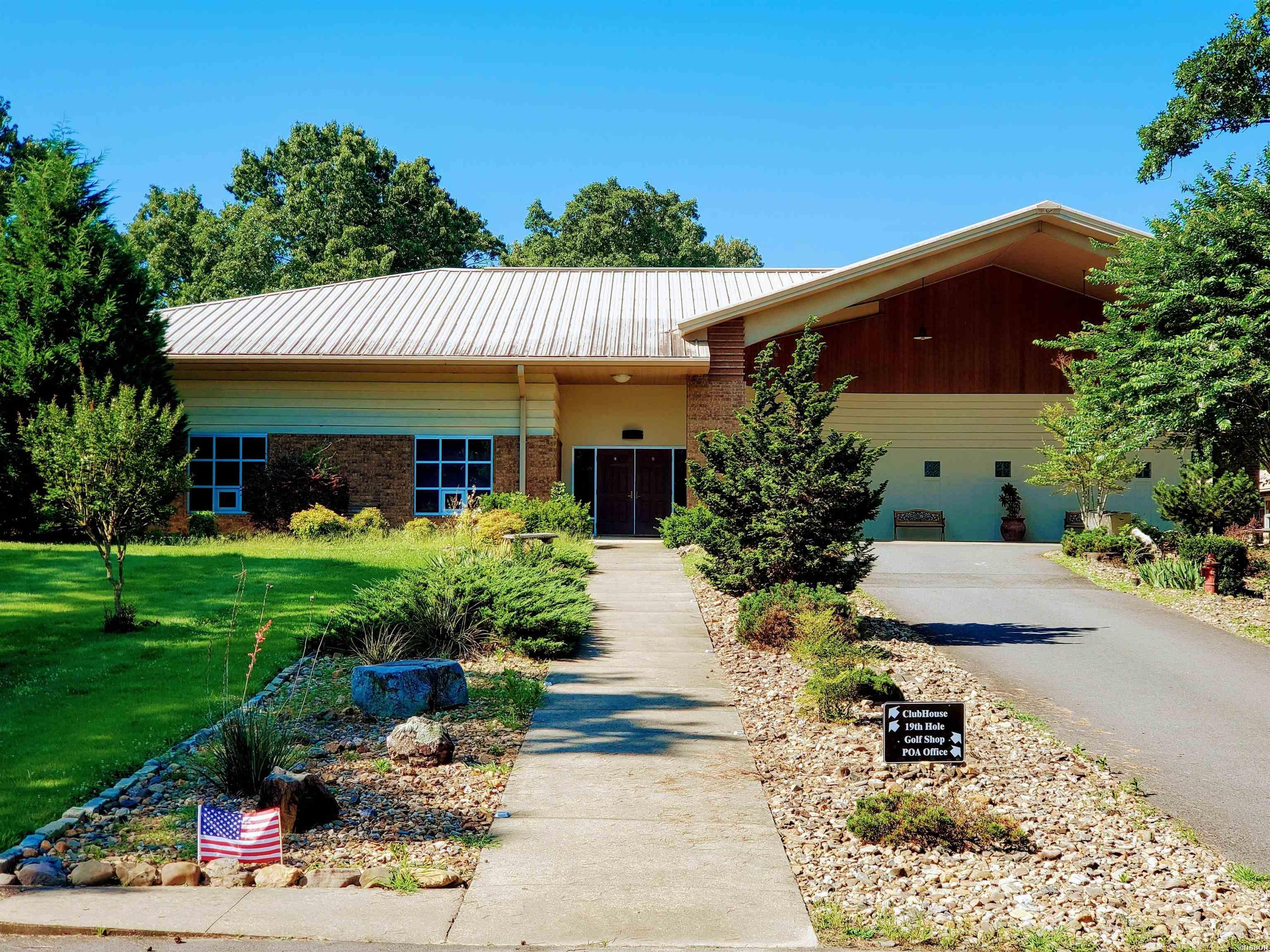 000 Plum Hollow Property Photo 14